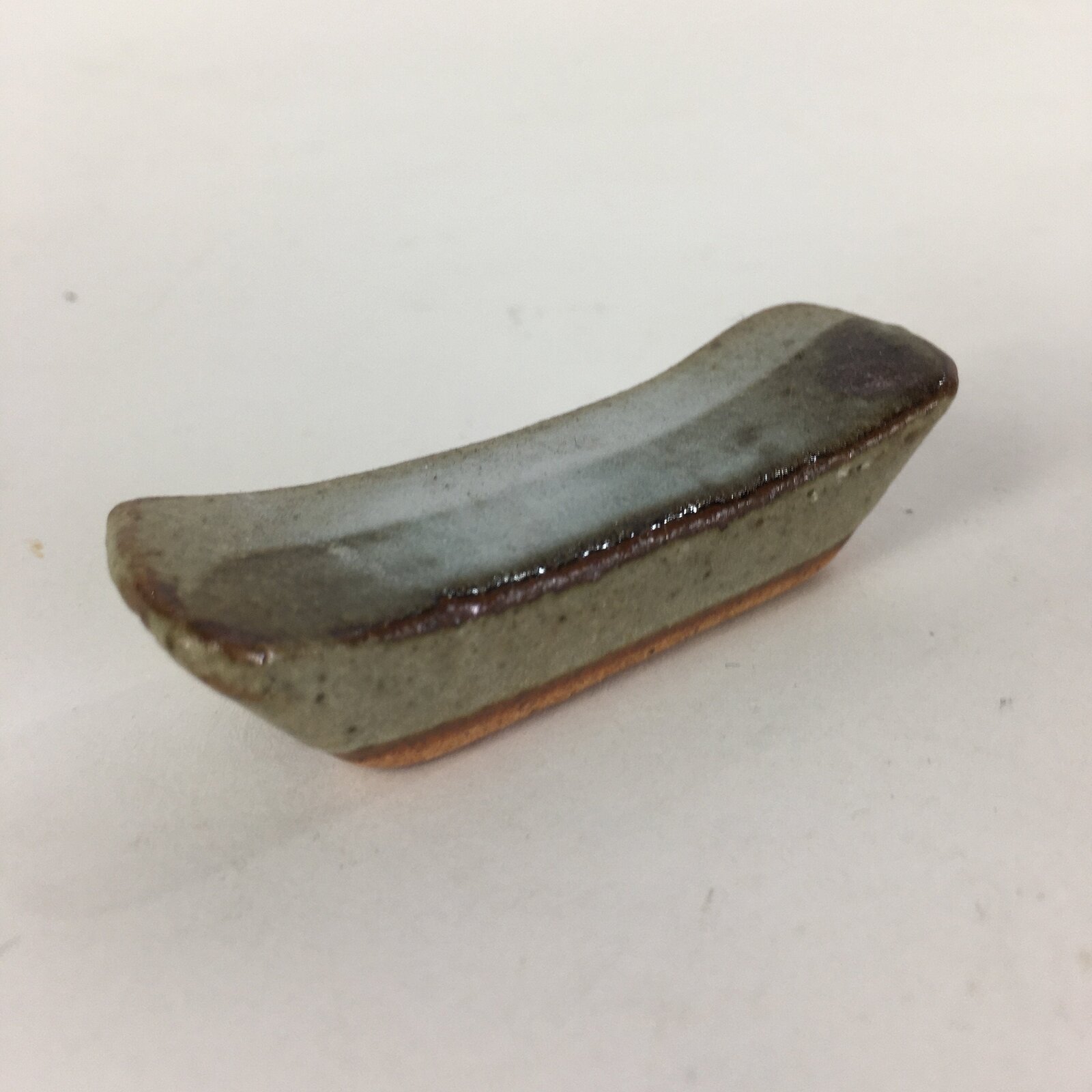 Japanese Ceramic Chopstick Rest Holder Vtg Rectangle White Brown Hashioki CR229