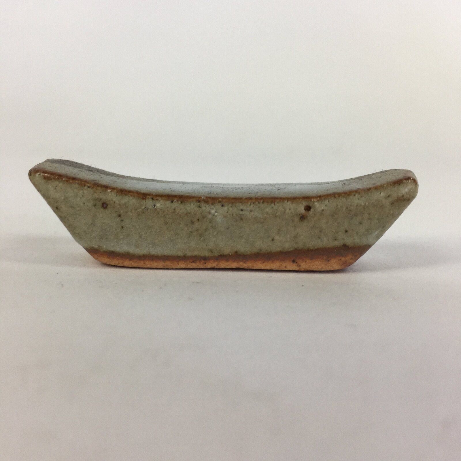 Japanese Ceramic Chopstick Rest Holder Vtg Rectangle White Brown Hashioki CR229