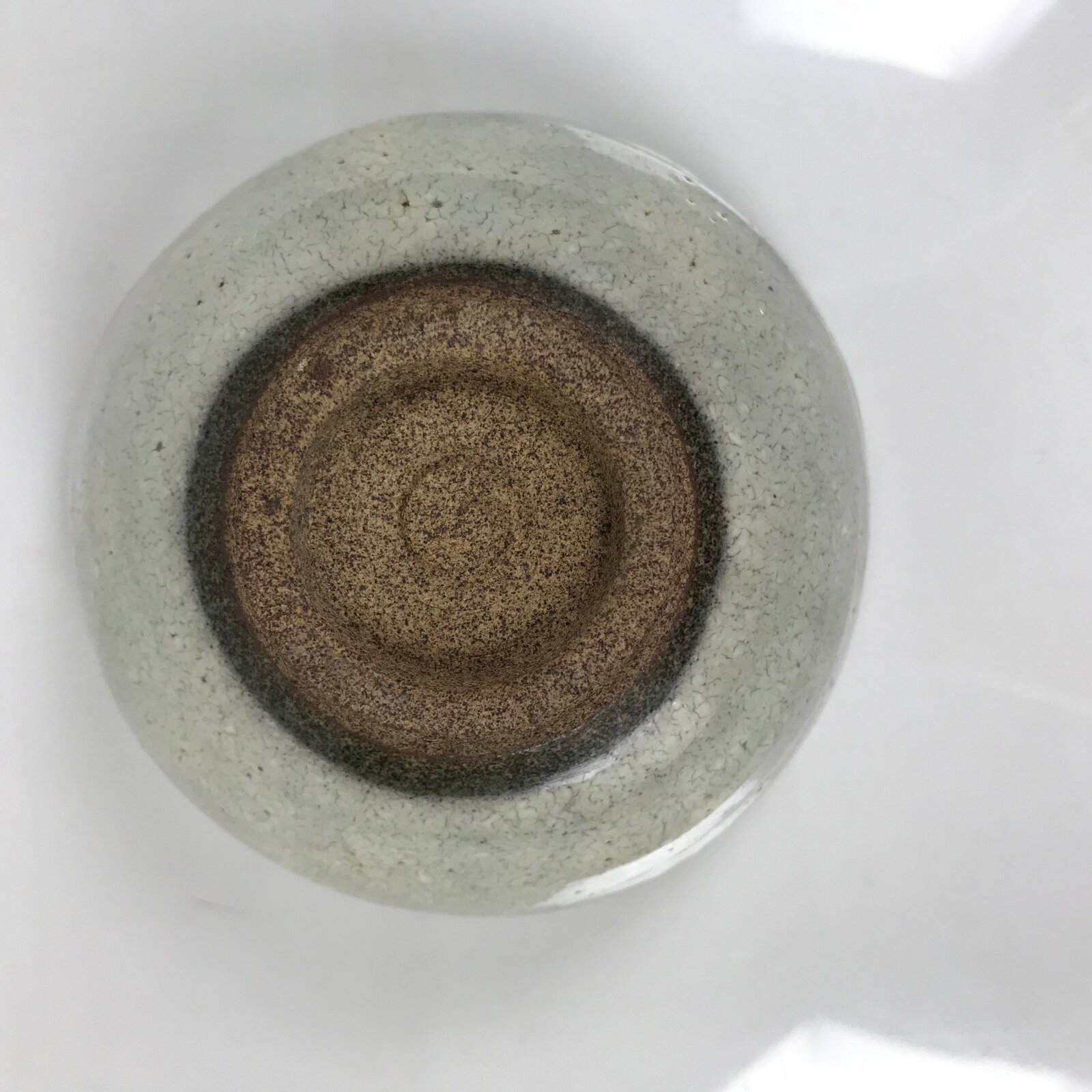 Japanese Ceramic Green Tea Bowl Matcha Chawan Vtg Pottery Gray Brown CHB124