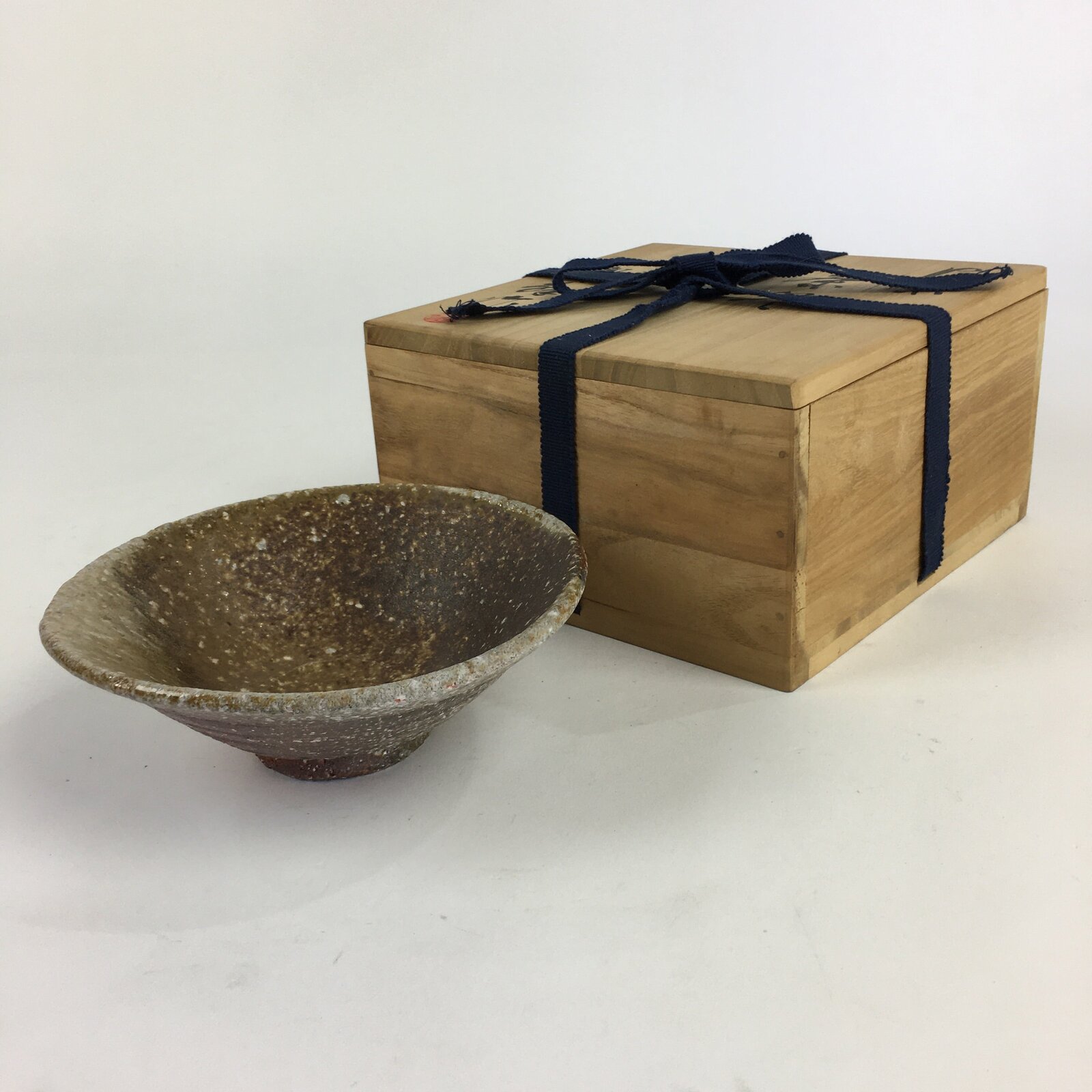 Japanese Ceramic Green Tea Bowl Vtg Chawan Boxed Pottery Hiragata PX621