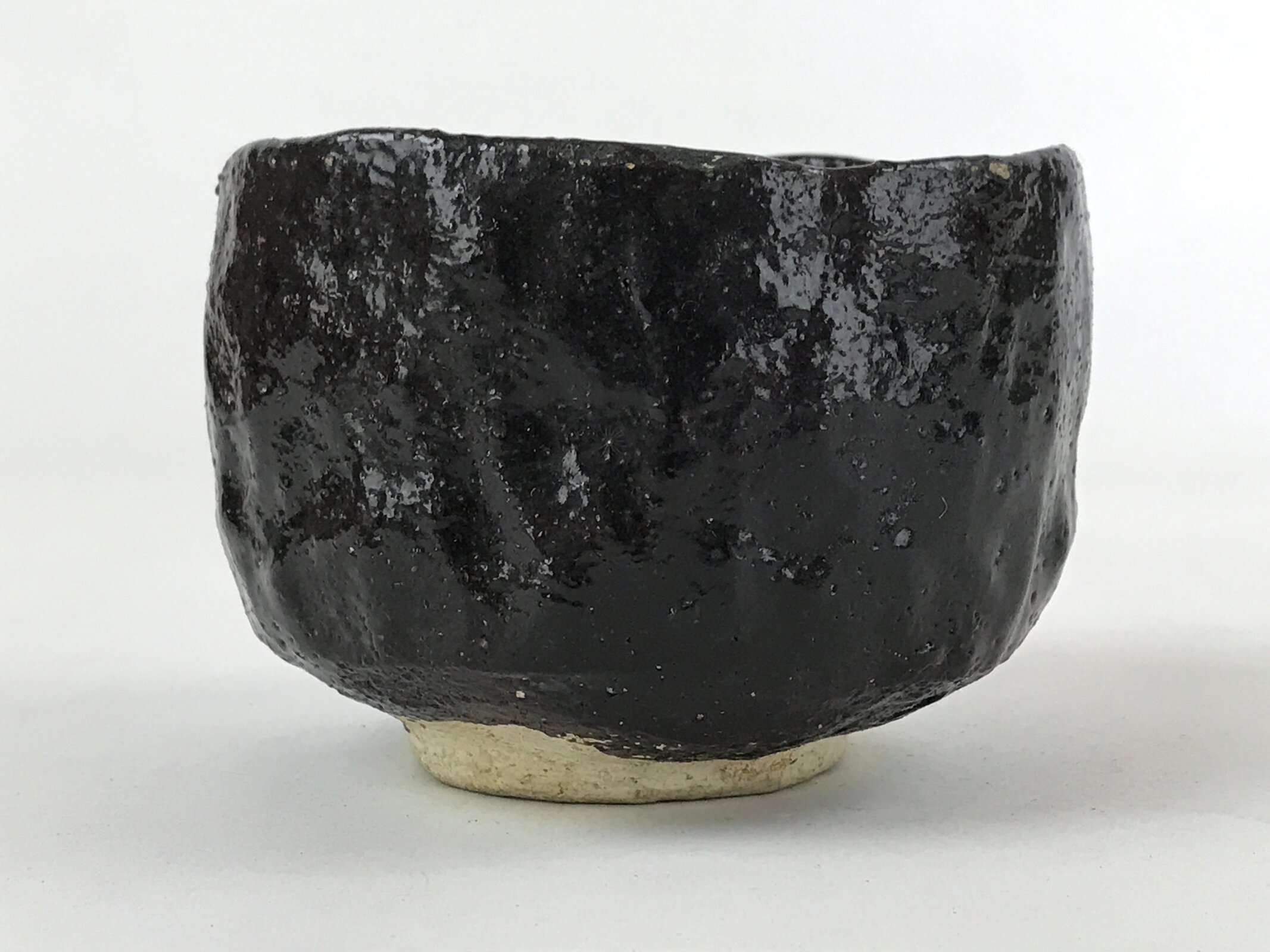 Japanese Ceramic Green Tea Bowl Vtg Rakuyaki Dark Brown Matcha Chawan GTB996