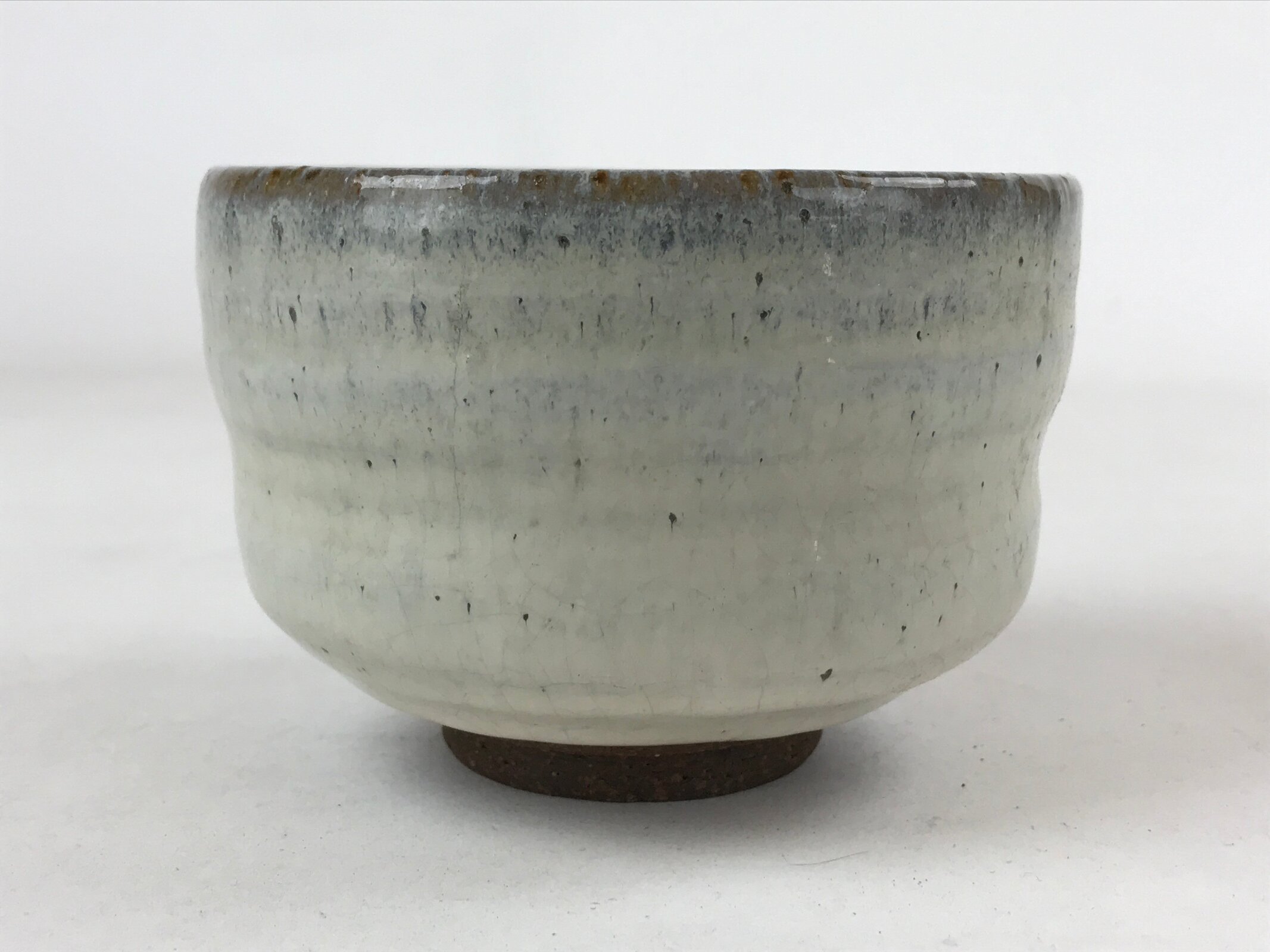 Japanese Ceramic Green Tea Bowl Vtg White Glaze Red Clay Matcha Chawan CHB18