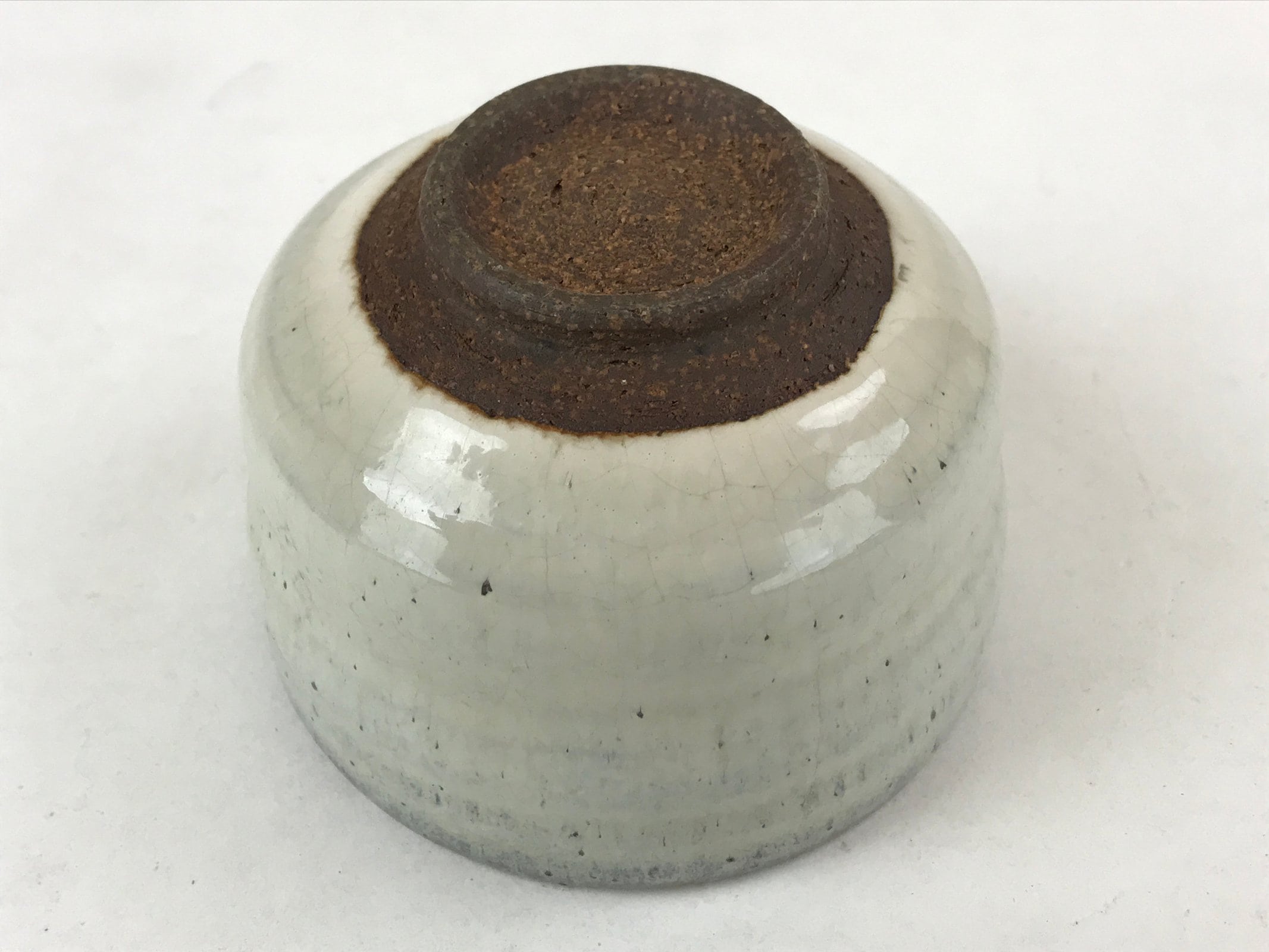 Japanese Ceramic Green Tea Bowl Vtg White Glaze Red Clay Matcha Chawan CHB18