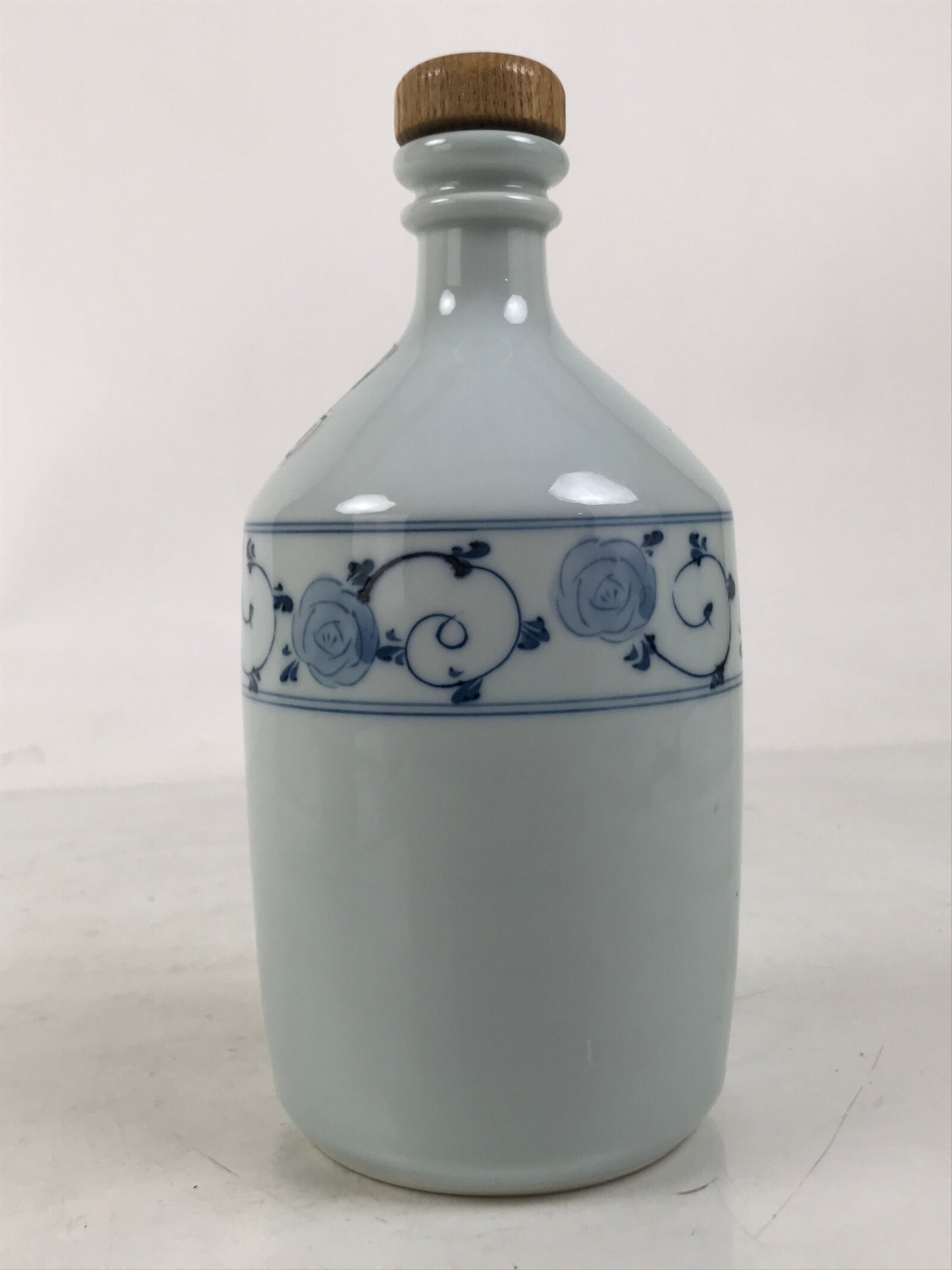 Japanese Ceramic Sake Bottle Kayoi-Tokkuri Vtg Beniotome Shochu Blue White TS795