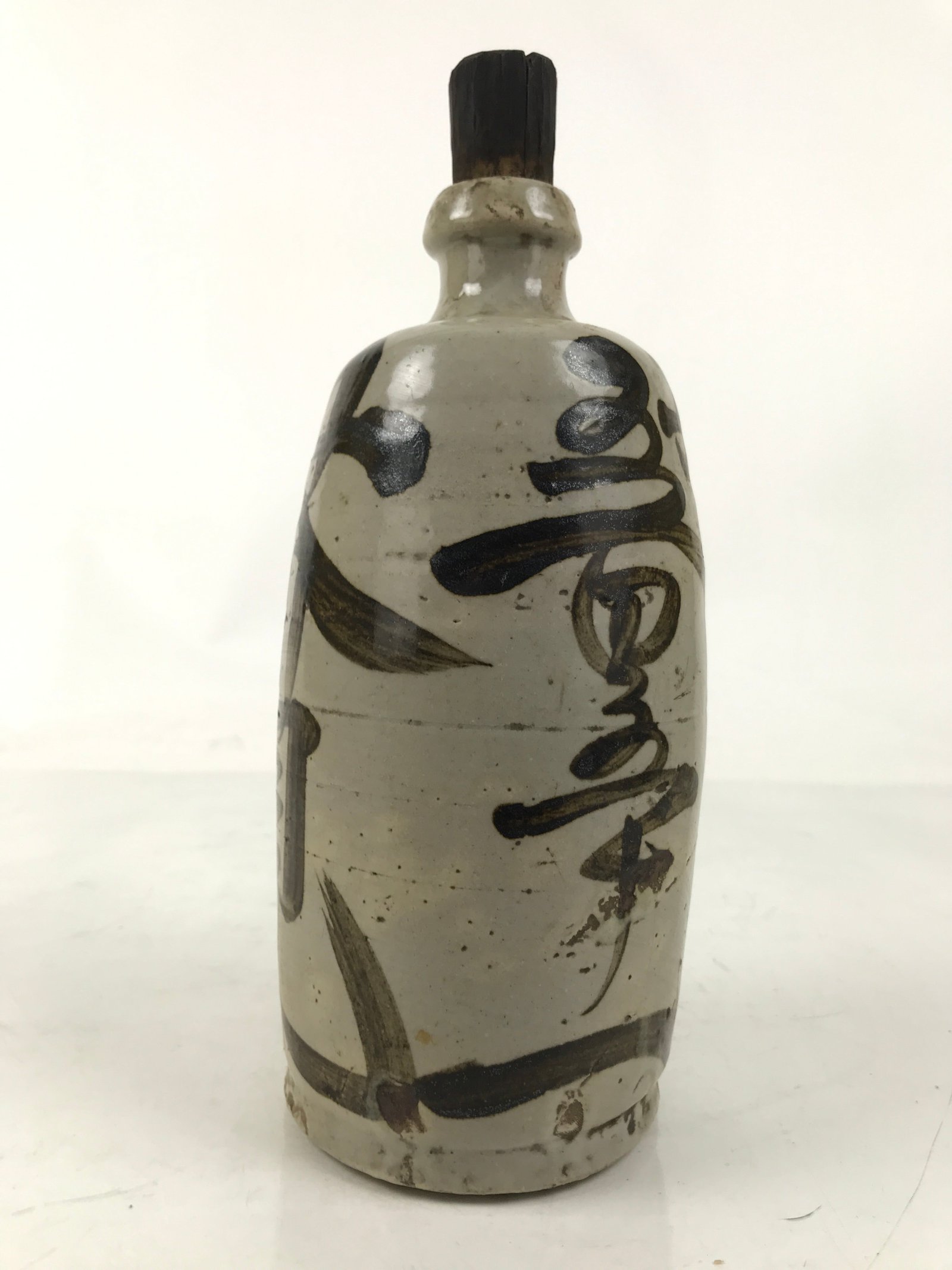 Japanese Ceramic Sake Bottle Kayoi-Tokkuri Vtg Fujiiya Gray Black W/ Cork TS794