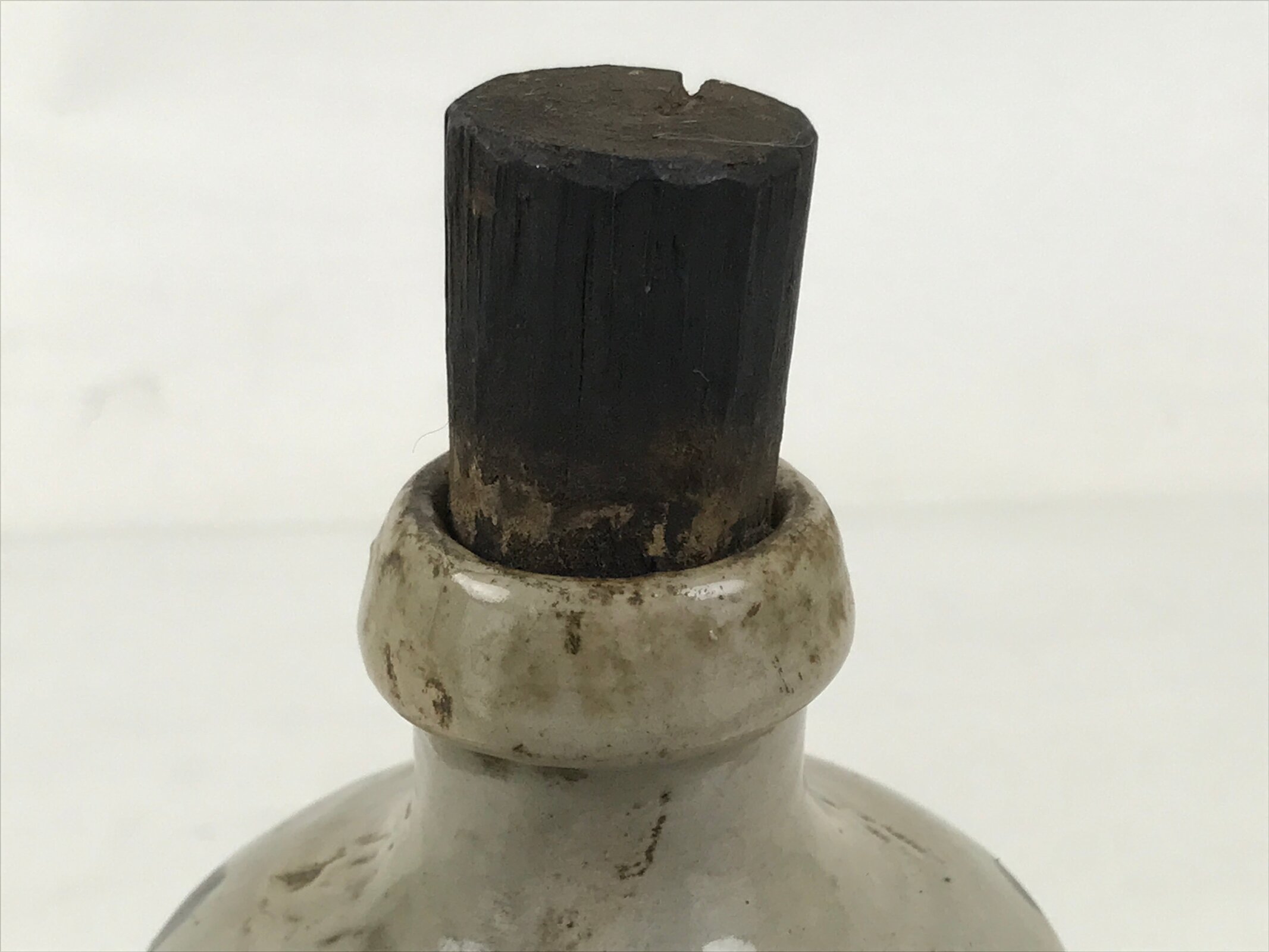 Japanese Ceramic Sake Bottle Kayoi-Tokkuri Vtg Fujiiya Gray Black W/ Cork TS794