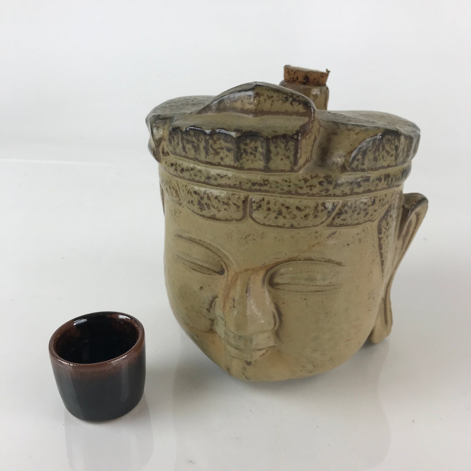 Japanese Ceramic Sake Bottle Sake Cup Set Vtg Pottery Bosatsu Head Mask TS460