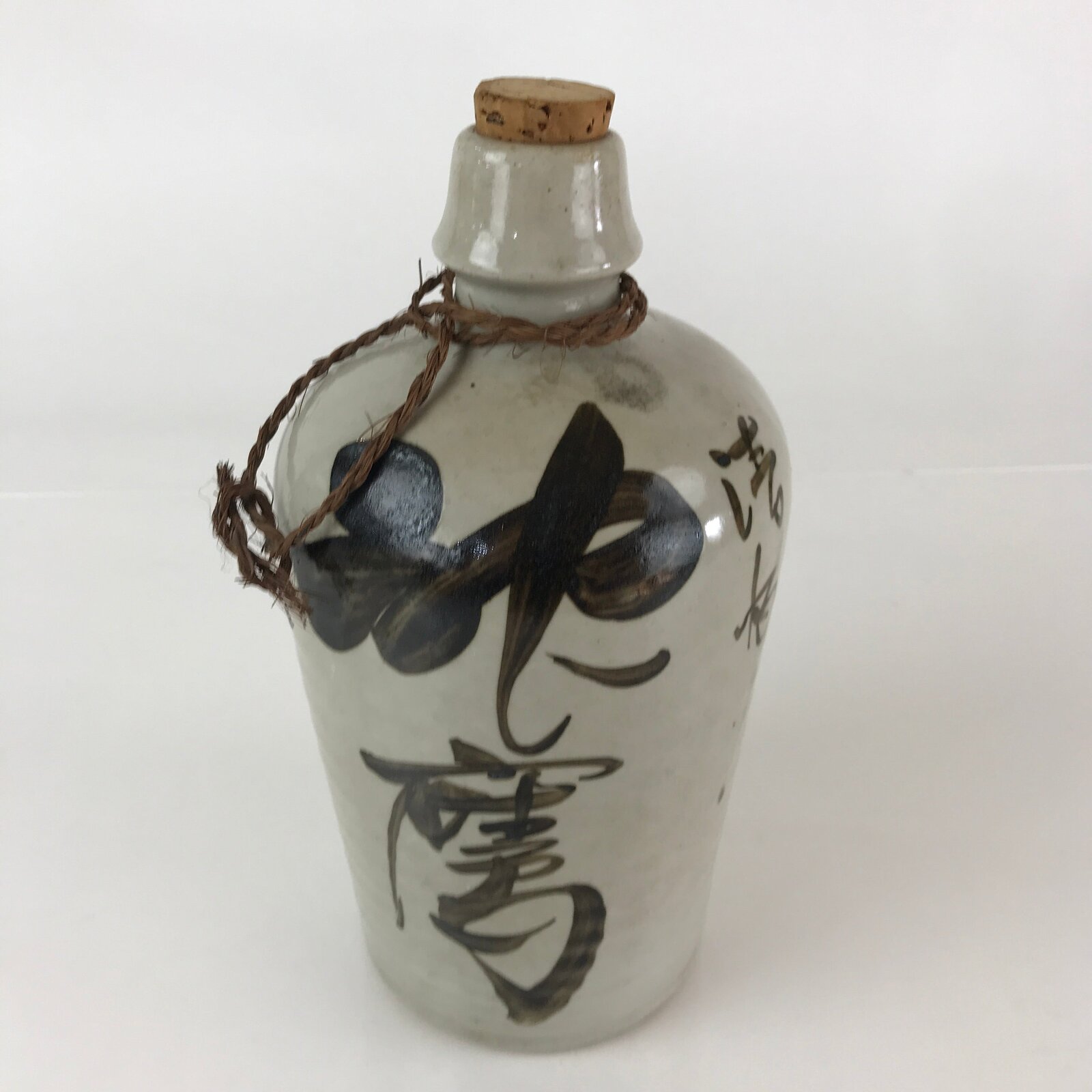 Japanese Ceramic Sake Bottle Tokkuri Vtg Pottery Gray Hand-Written Kanji TS452