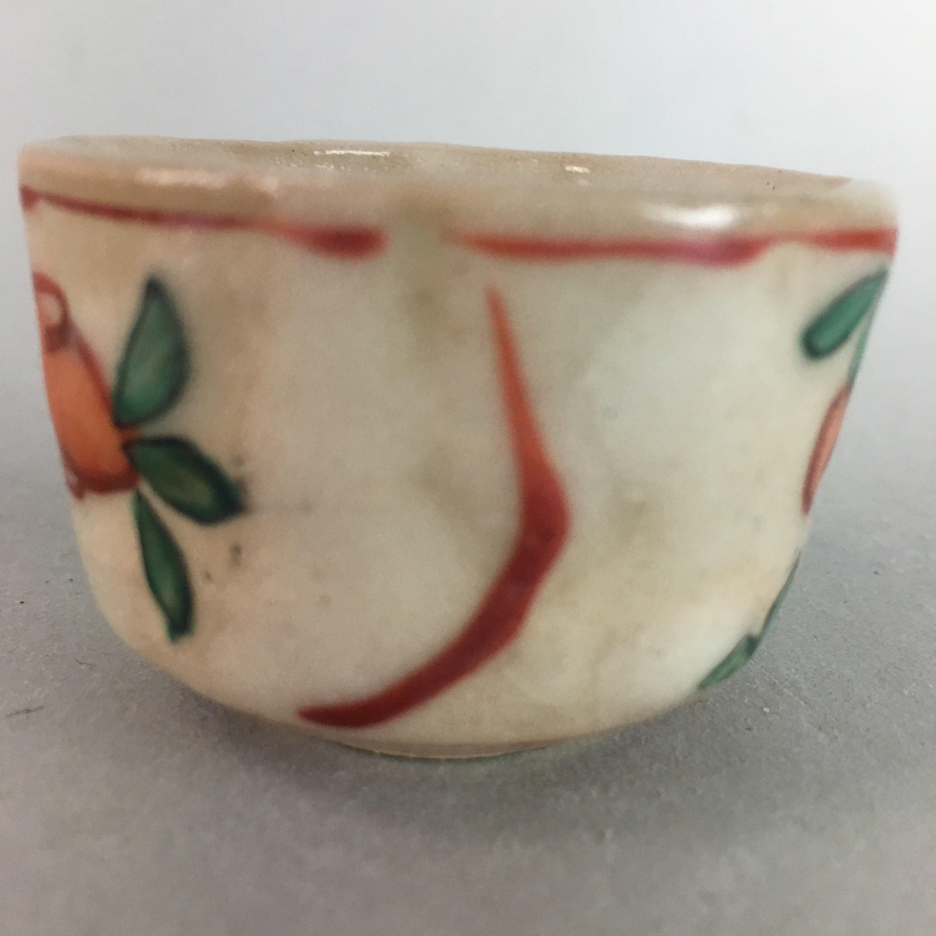 Japanese Ceramic Sake Cup Guinomi Sakazuki Vtg Floral Pottery Crackle GU555