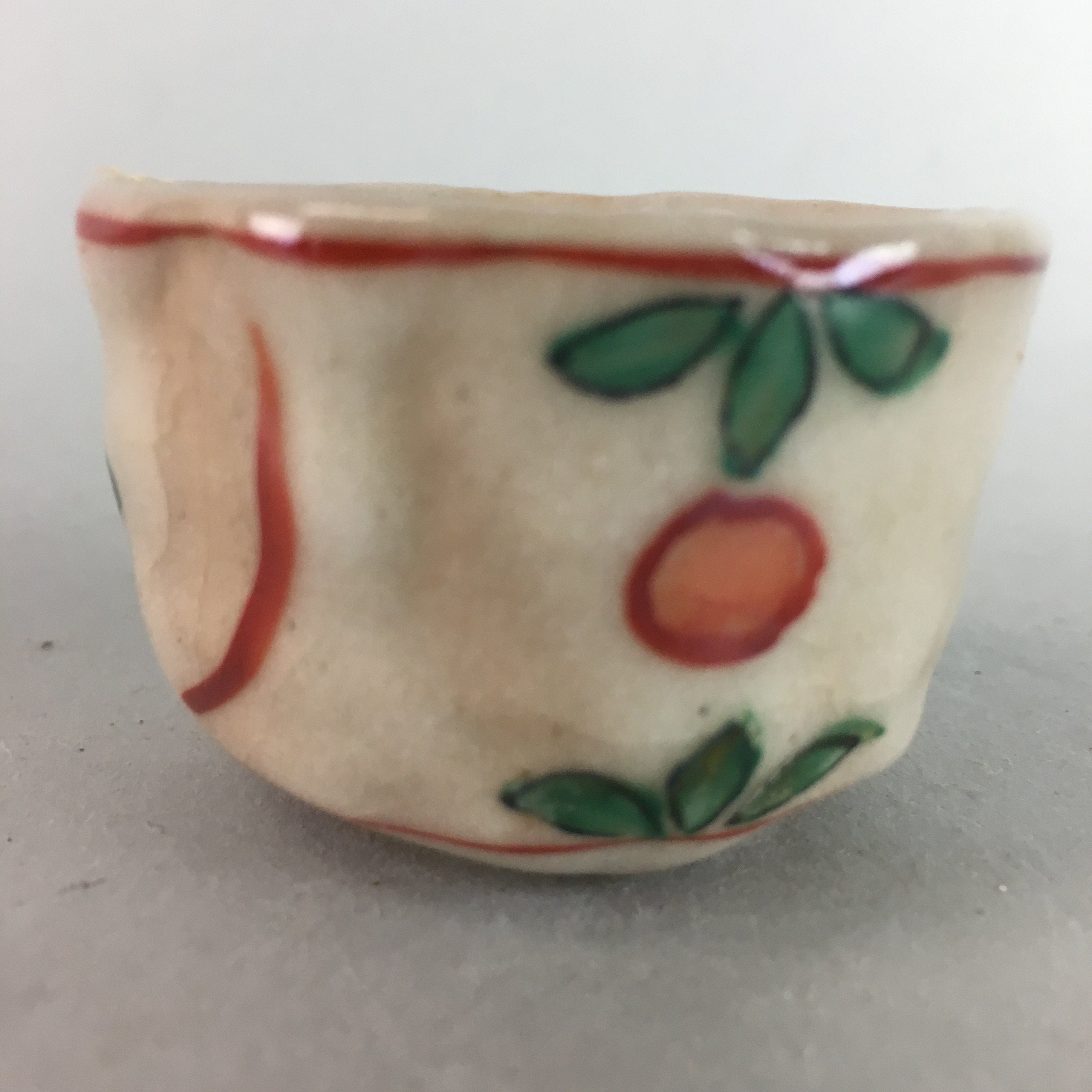 Japanese Ceramic Sake Cup Guinomi Sakazuki Vtg Floral Pottery Crackle GU558