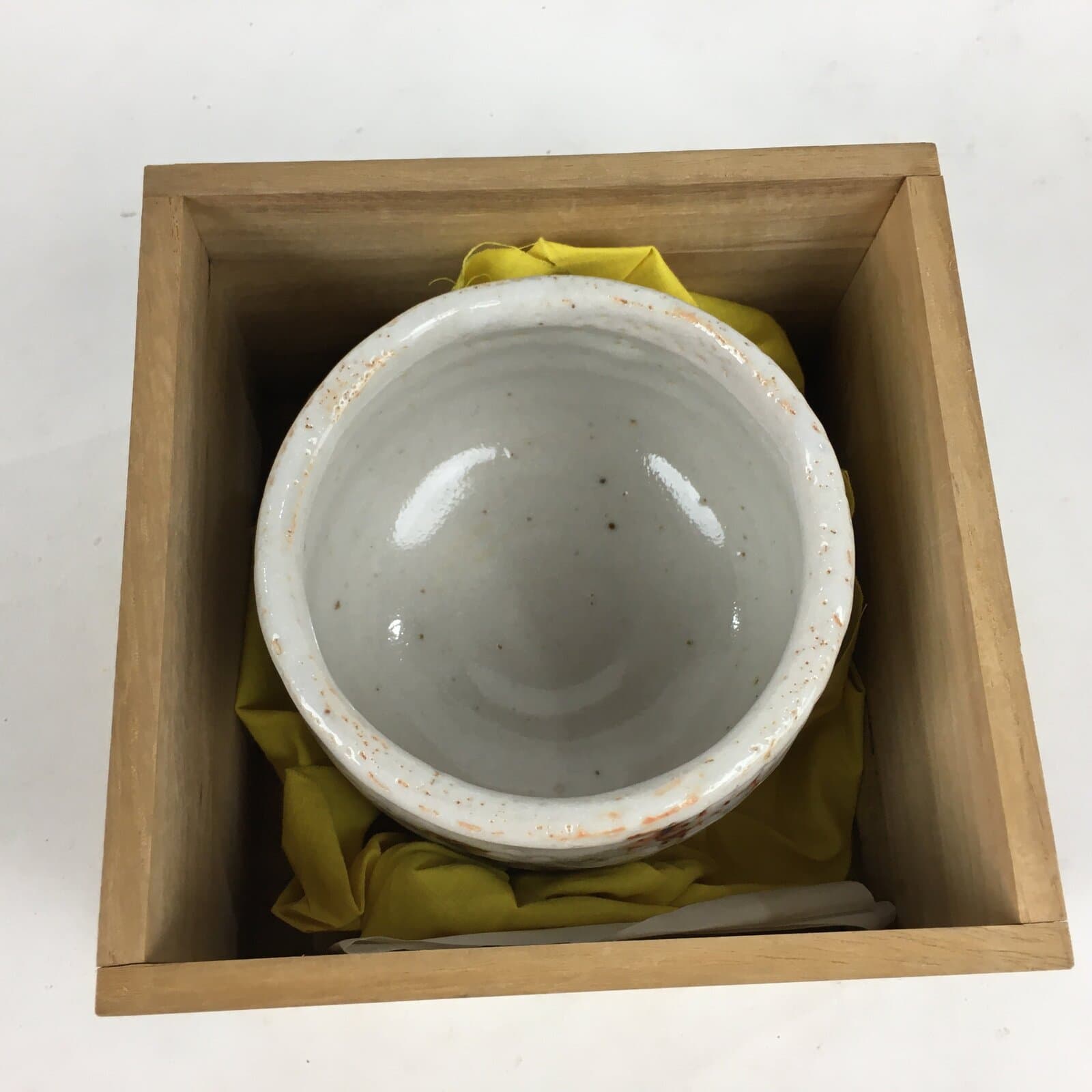 Japanese Ceramic Shino Ware Green Tea Bowl Vtg Chawan Boxed Pottery PX604