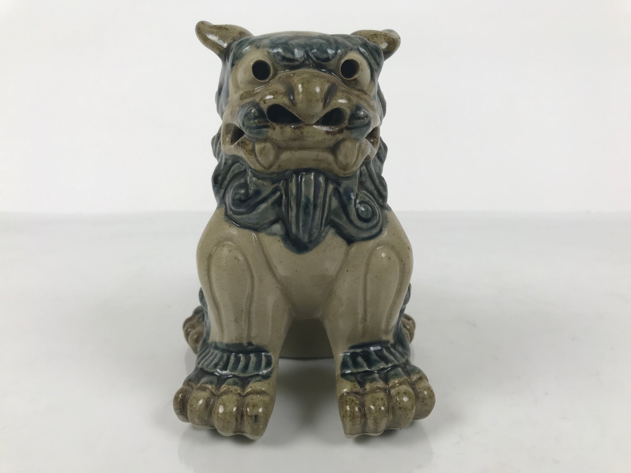 Japanese Ceramic Shishi Foo Lion Dog Statue Vtg Shisa Komainu Beige Blue ST84
