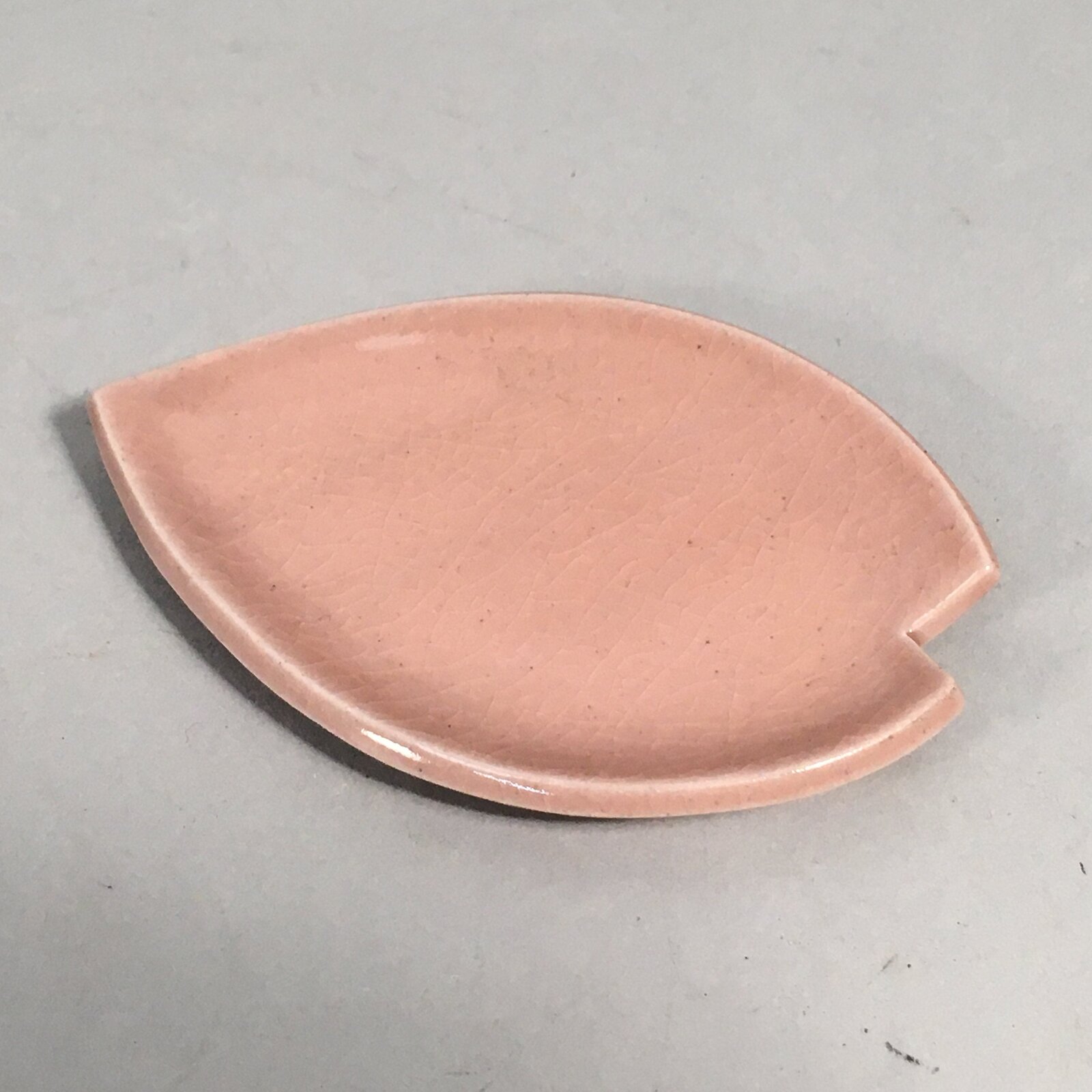 Japanese Ceramic Small Plate Vtg Petal Cherry Blossom Crackle Pink Glaze PP411