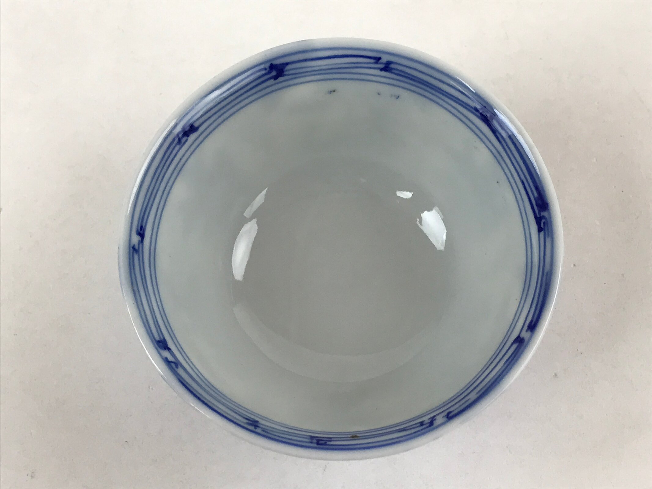 Japanese Ceramic Sometsuke Lidded Bowl Owan Vtg Pottery White Blue Floral PY581