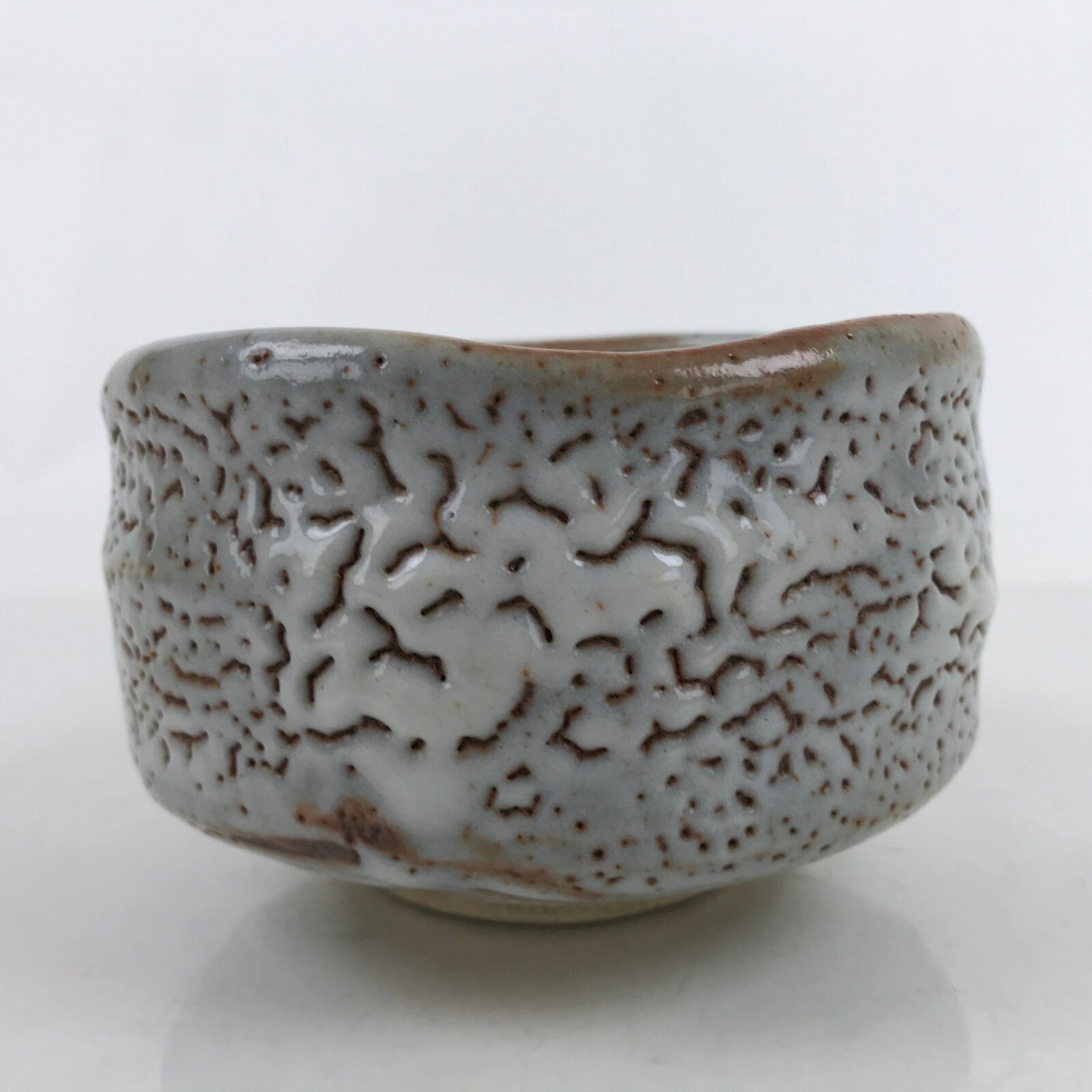 Japanese Ceramic Tea Bowl Chawan Vtg Nezumi Shino Ware W/ Box PX758