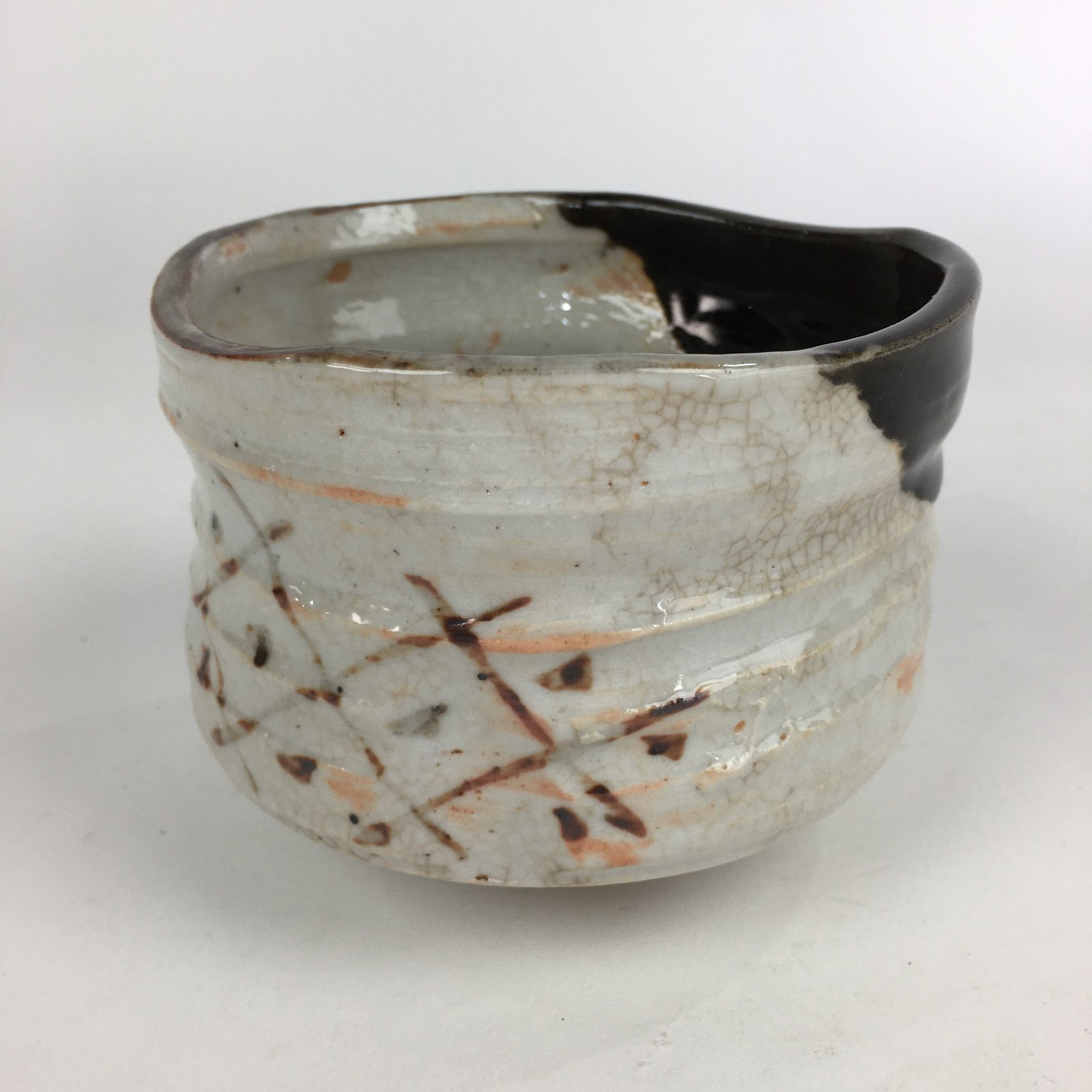 Japanese Ceramic Tea Ceremony Green Tea Bowl Vtg Chawan Black Oribe GTB903