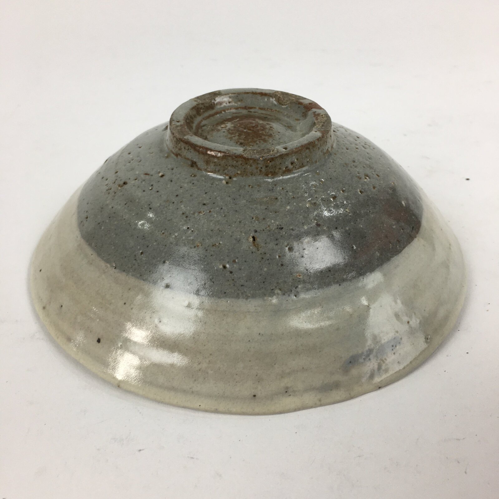 Japanese Ceramic Tea Ceremony Green Tea Bowl Vtg Chawan Gray White PP856