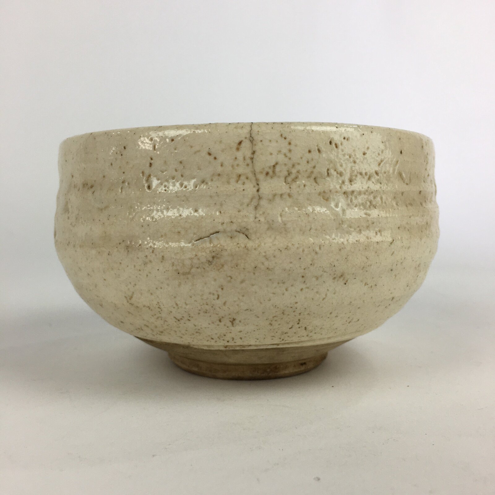 Japanese Ceramic Tea Ceremony Green Tea Bowl Vtg Chawan White GTB931