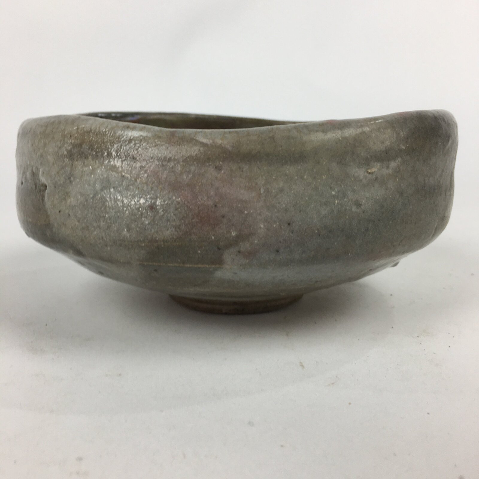 Japanese Ceramic Tea Ceremony Green Tea Bowl Vtg Gray Matcha Chawan GTB840