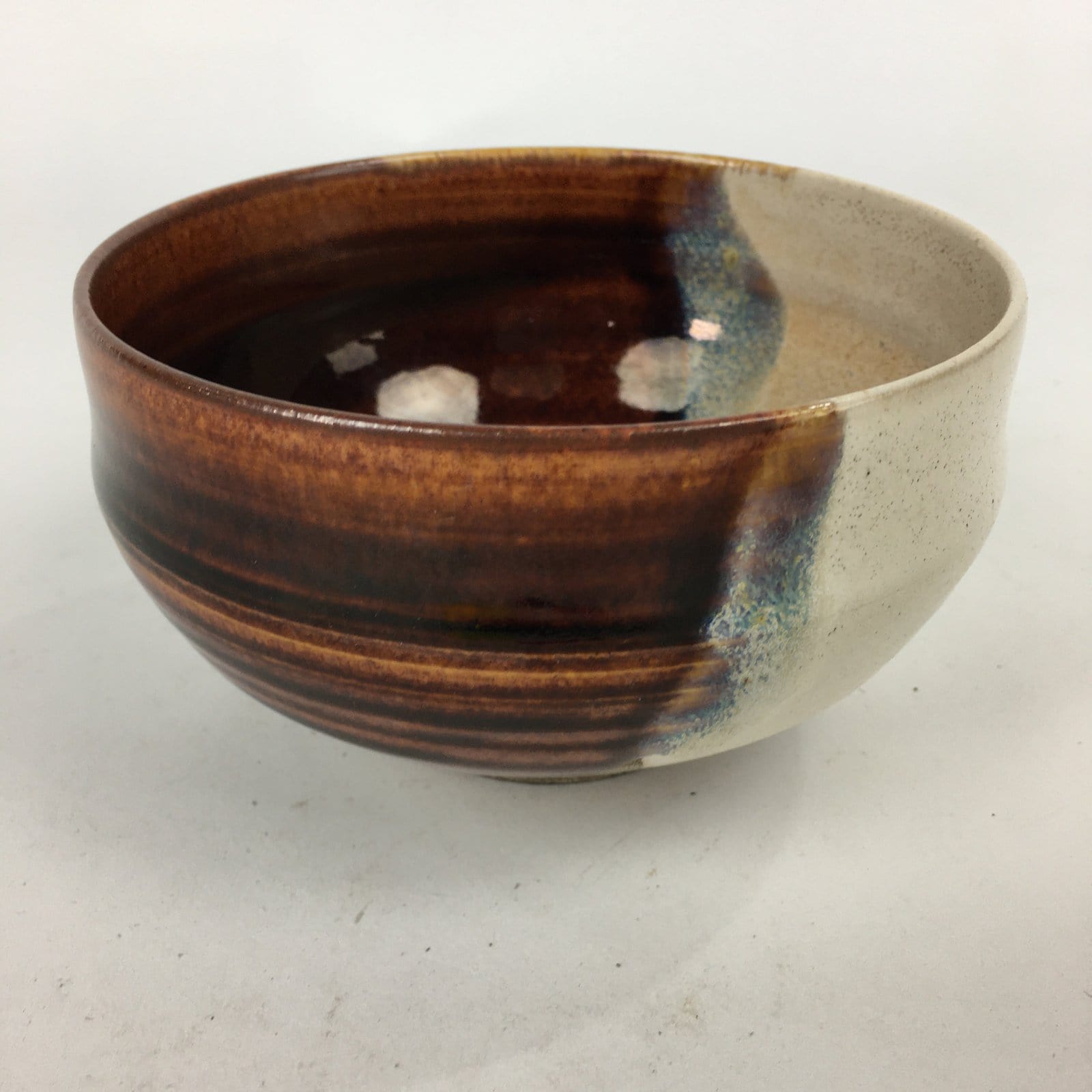 Japanese Ceramic Tea Ceremony Green Tea Bowl Vtg White Brown Chawan GTB838