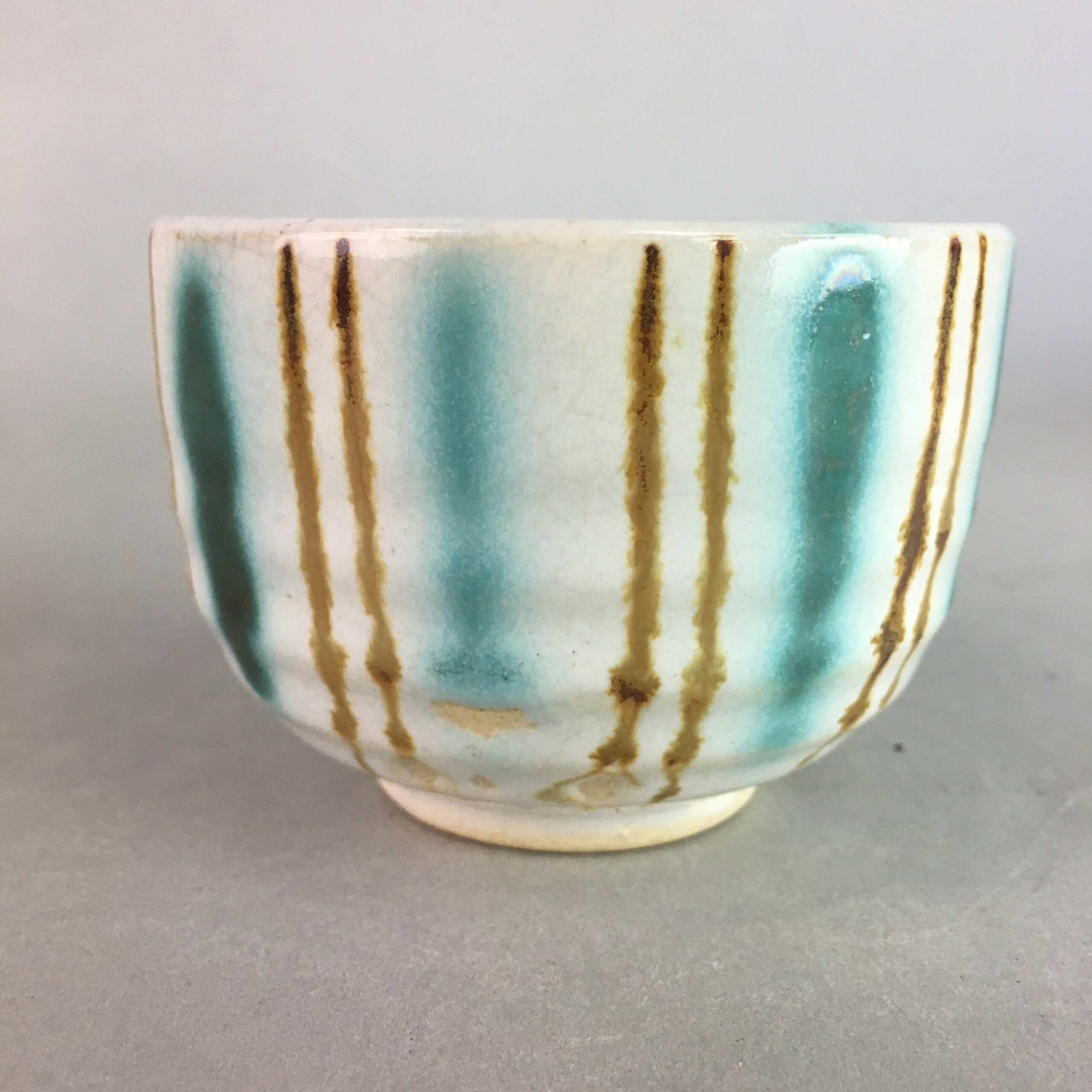 Japanese Ceramic Teacup Yunomi Vtg Pottery Green Brown White Sencha TC112