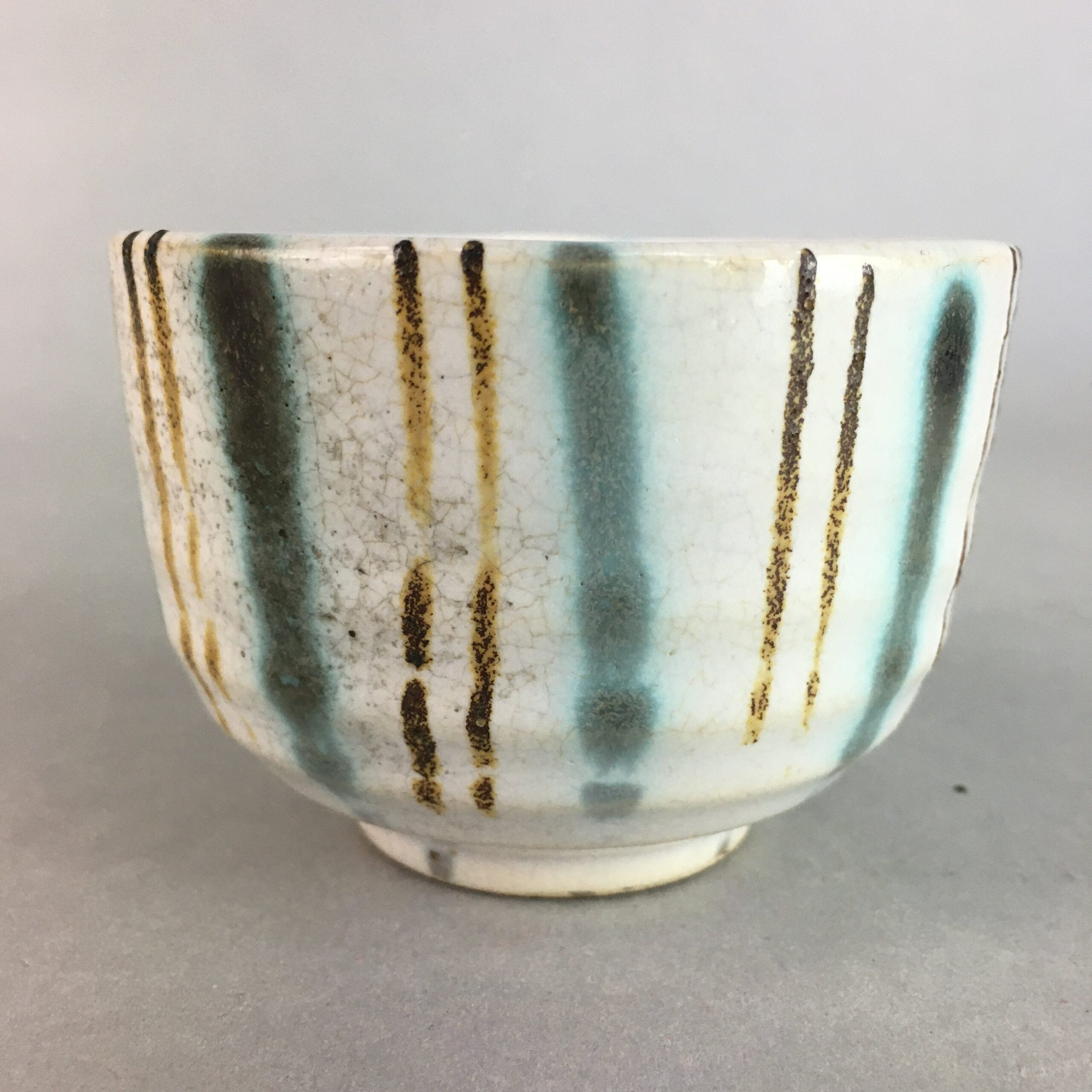 Japanese Ceramic Teacup Yunomi Vtg Pottery Green Brown White Sencha TC114