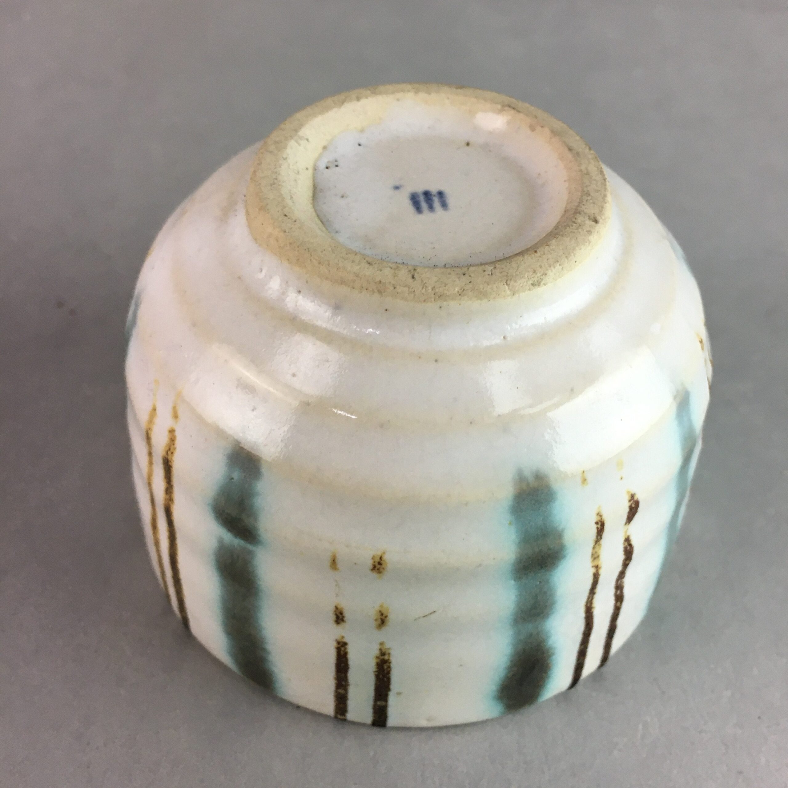 Japanese Ceramic Teacup Yunomi Vtg Pottery Green Brown White Sencha TC114