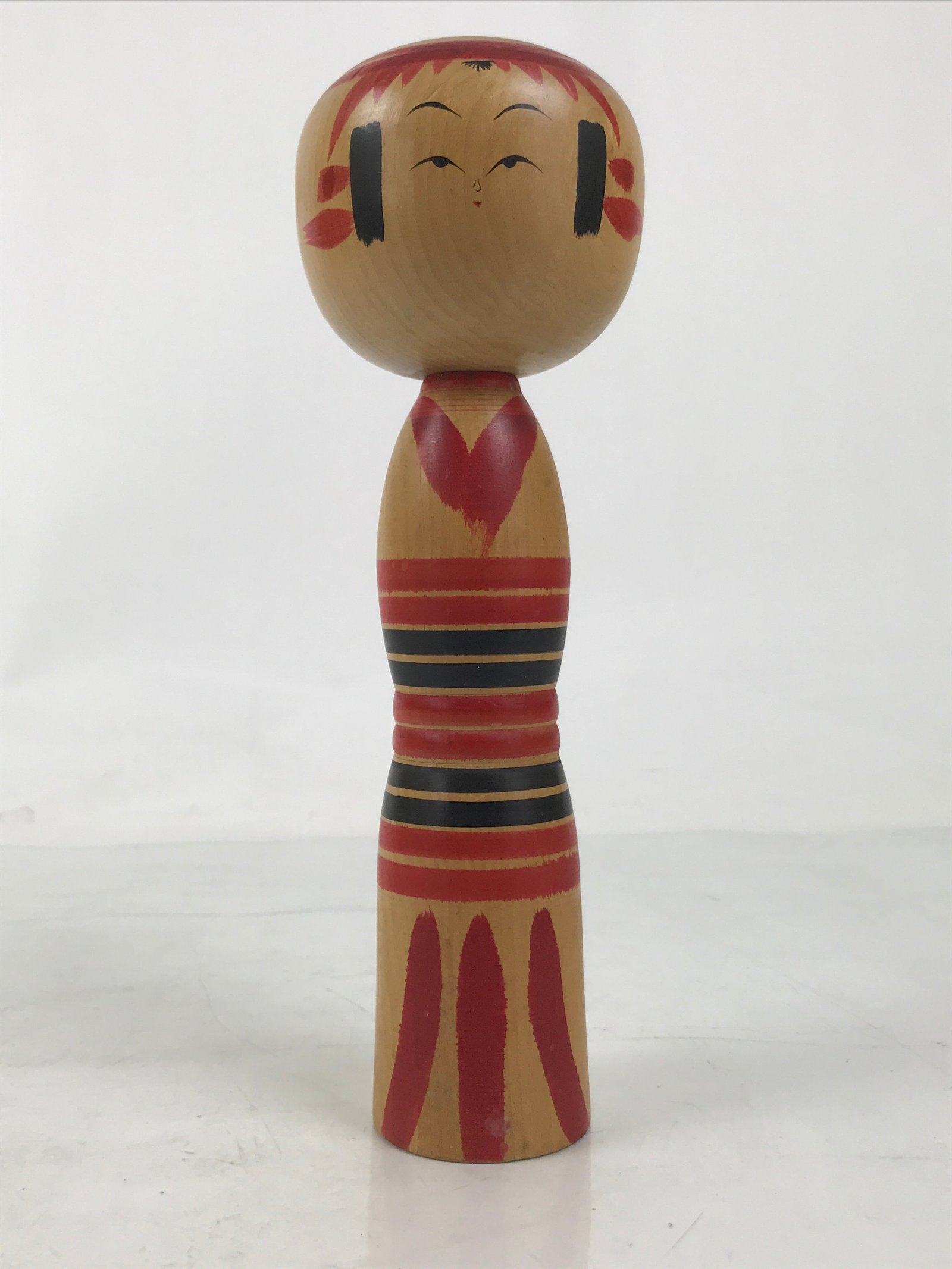 Japanese Classic Wooden Kokeshi Doll Vtg Hair Hime Cut Red Black Kimono KF739
