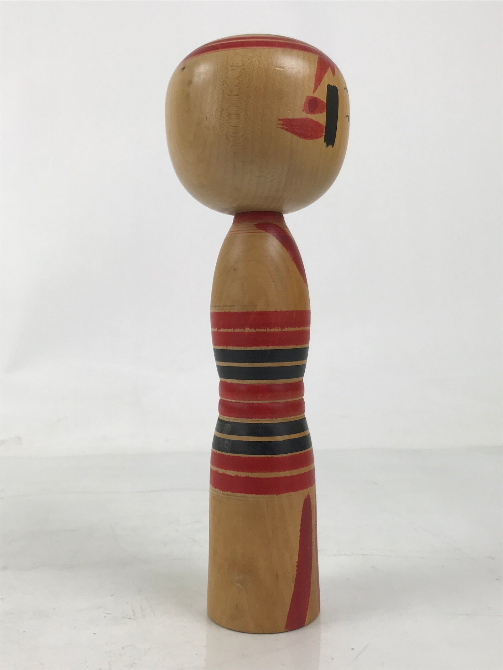 Japanese Classic Wooden Kokeshi Doll Vtg Hair Hime Cut Red Black Kimono KF739