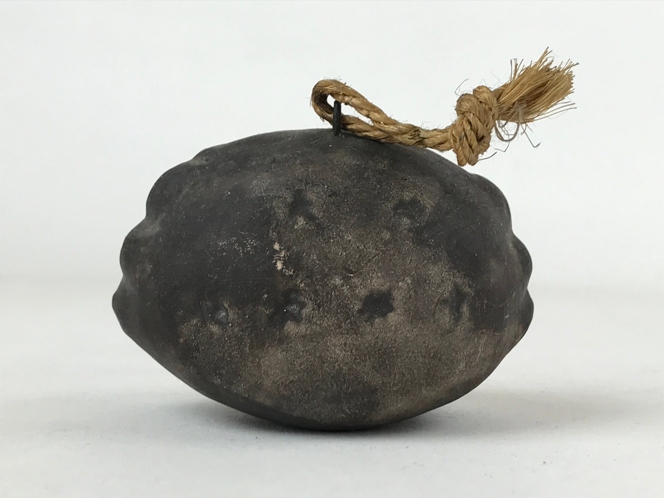 Japanese Clay Bell Dorei Vtg Tsuchi-Suzu Shishi Lion Dog Amulet Gray DR513