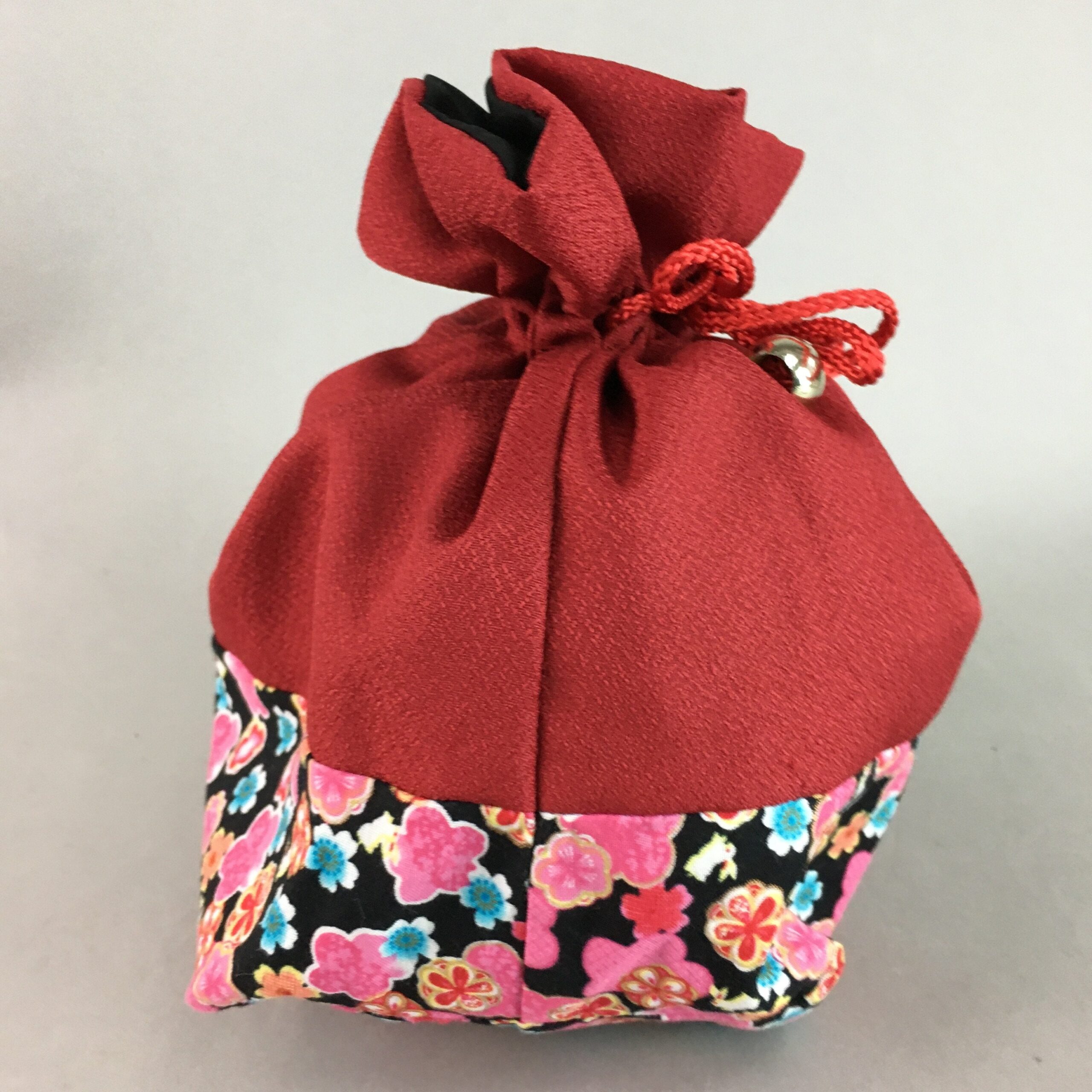 Japanese Cloth Drawstring Bag Vtg Fabric Kimono Pouch Floral Red Black KB13