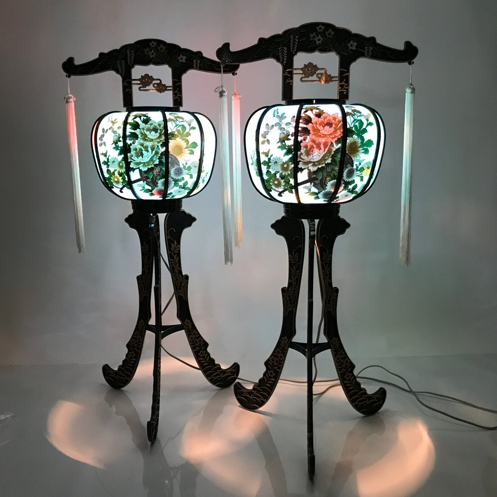 Japanese Electric Lantern Pair Vtg 3 Legs Standing Chochin Obon Festival LT84