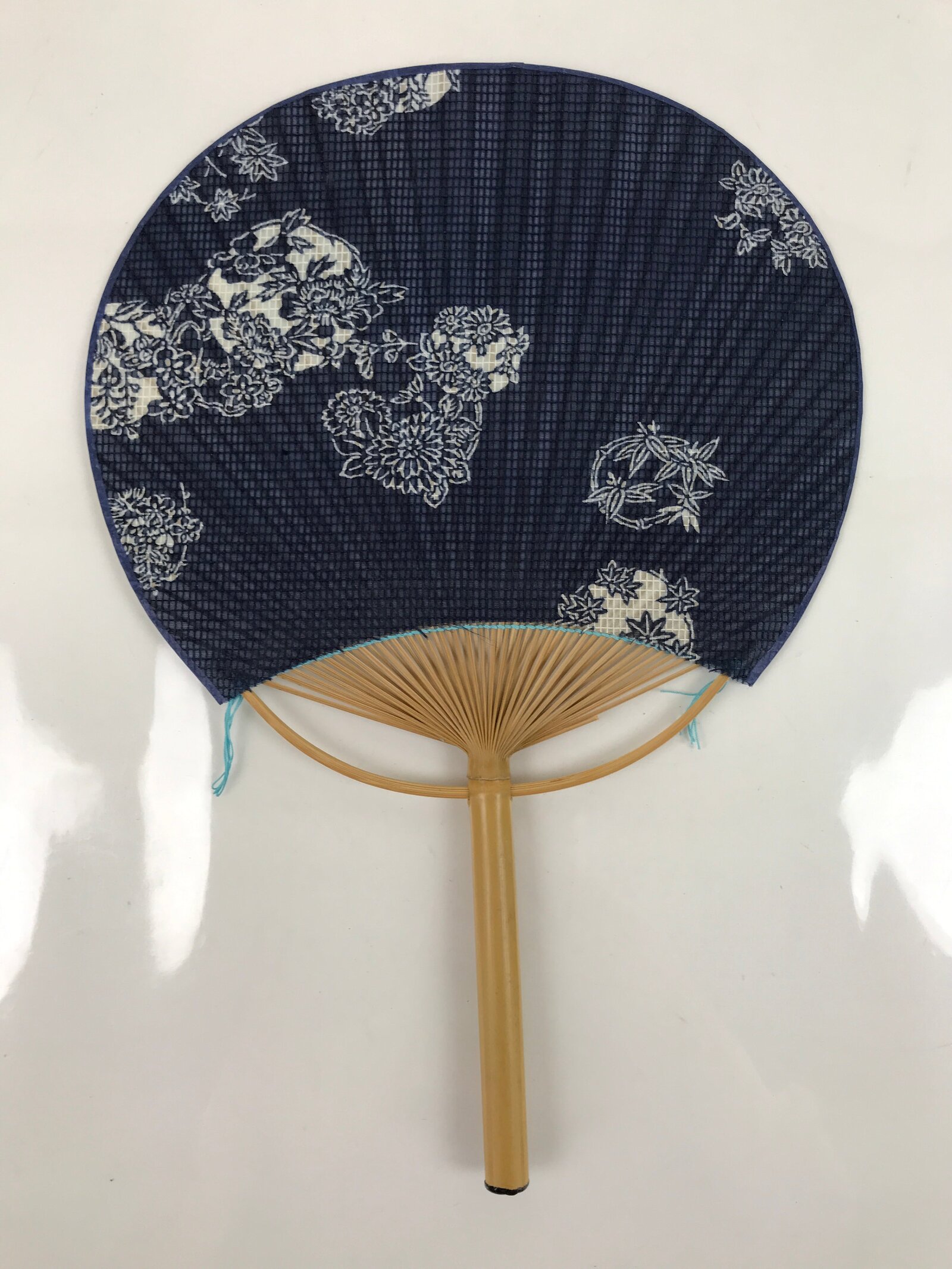 Japanese Fabric Fan Uchiwa Vtg Bamboo Round Paper Back Seasonal Flower Blue U136