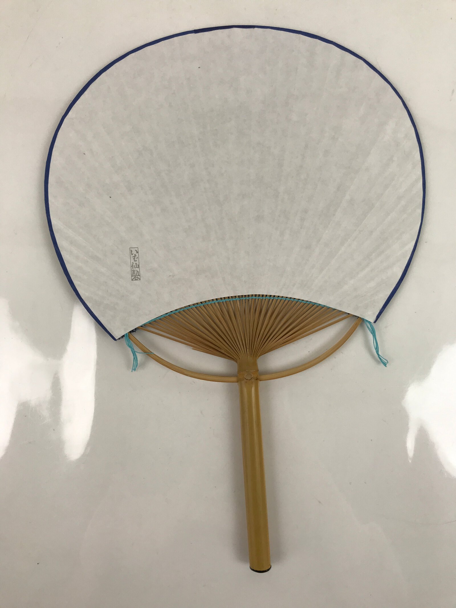 Japanese Fabric Fan Uchiwa Vtg Bamboo Round Paper Back Seasonal Flower Blue U136