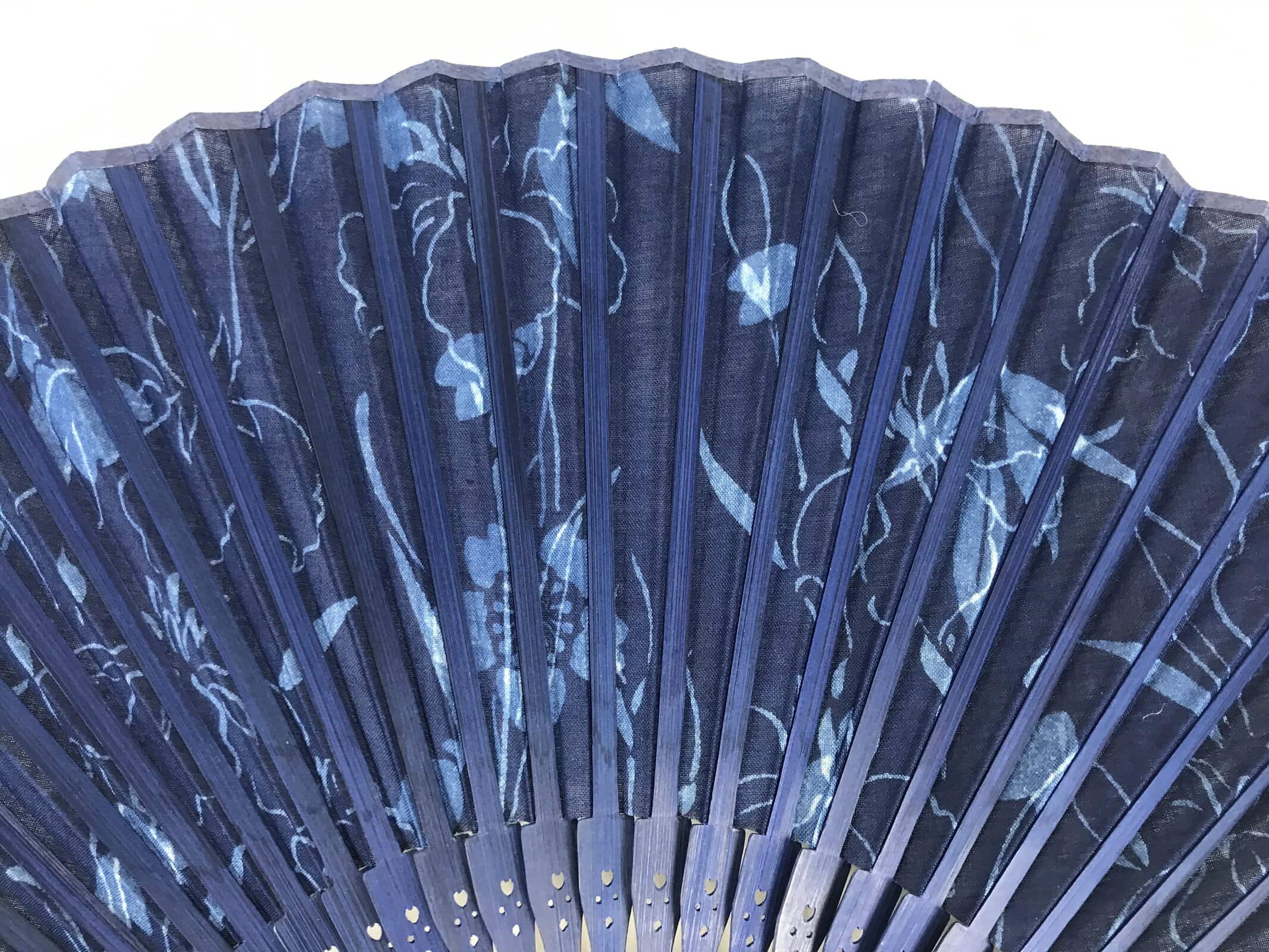 Japanese Fabric Folding Fan Sensu Vtg Bamboo Frame Blue Cherry Blossom Iris 5D5
