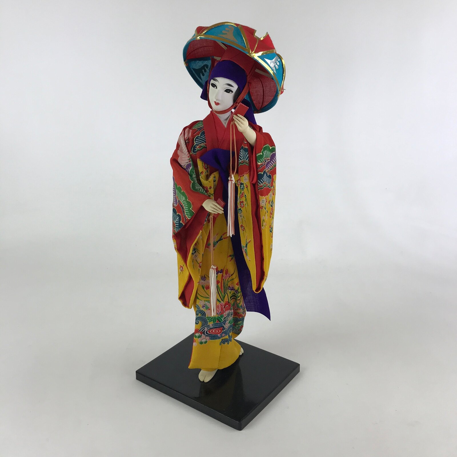 Japanese Fabric Okinawan Ryukyuan Dancer Doll Vtg Silk Kimono Geisha Figure TK48