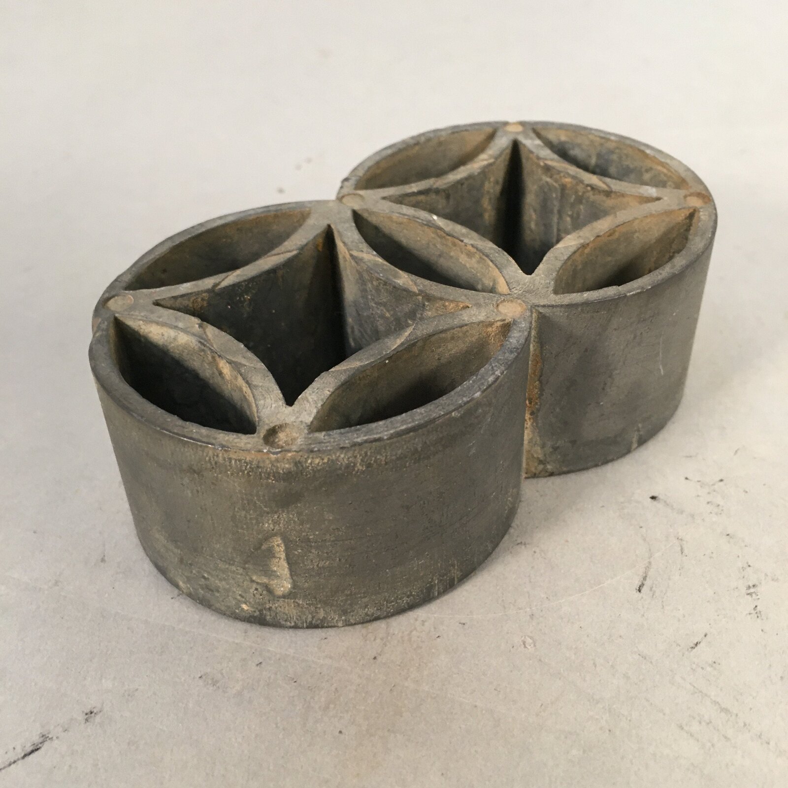 Japanese Flower Support Ikebana Arrangement Tool Vtg Shippo Holder KZ31