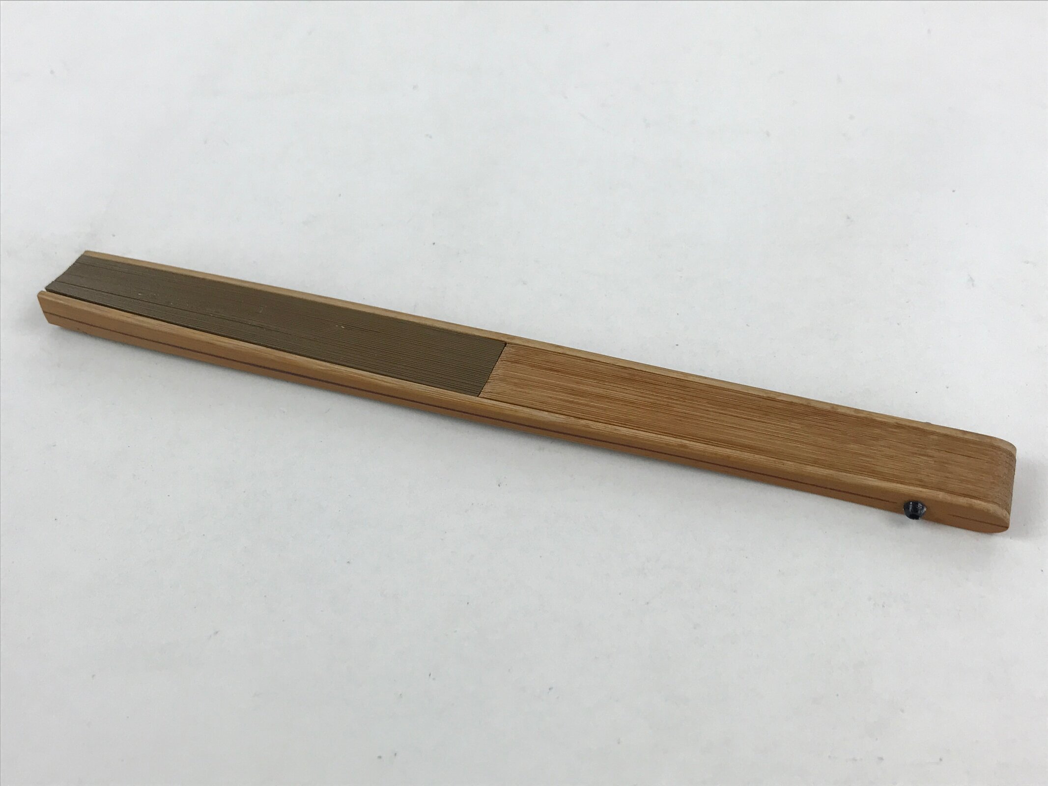 Japanese Folding Fan Sensu Bamboo Frame Mountain Brown Kanji Orange Seal 4D677