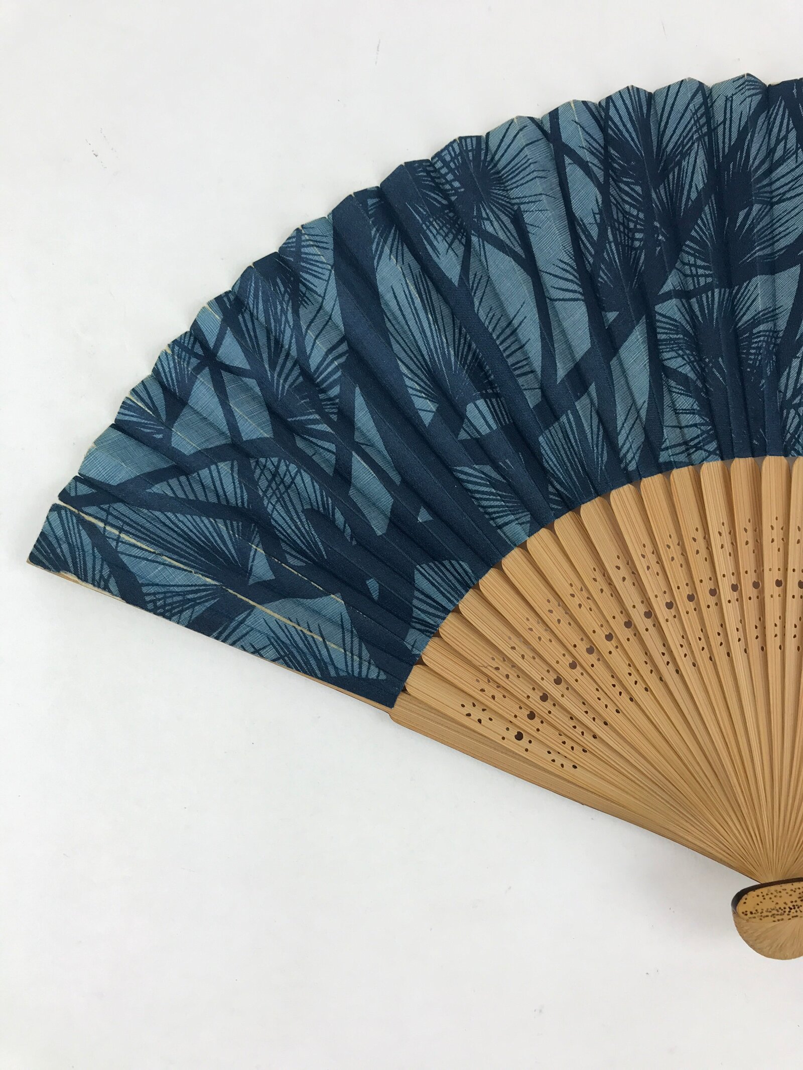Japanese Folding Fan Sensu Bamboo Frame Pine Trees Matsu Blue Light Blue 4D666