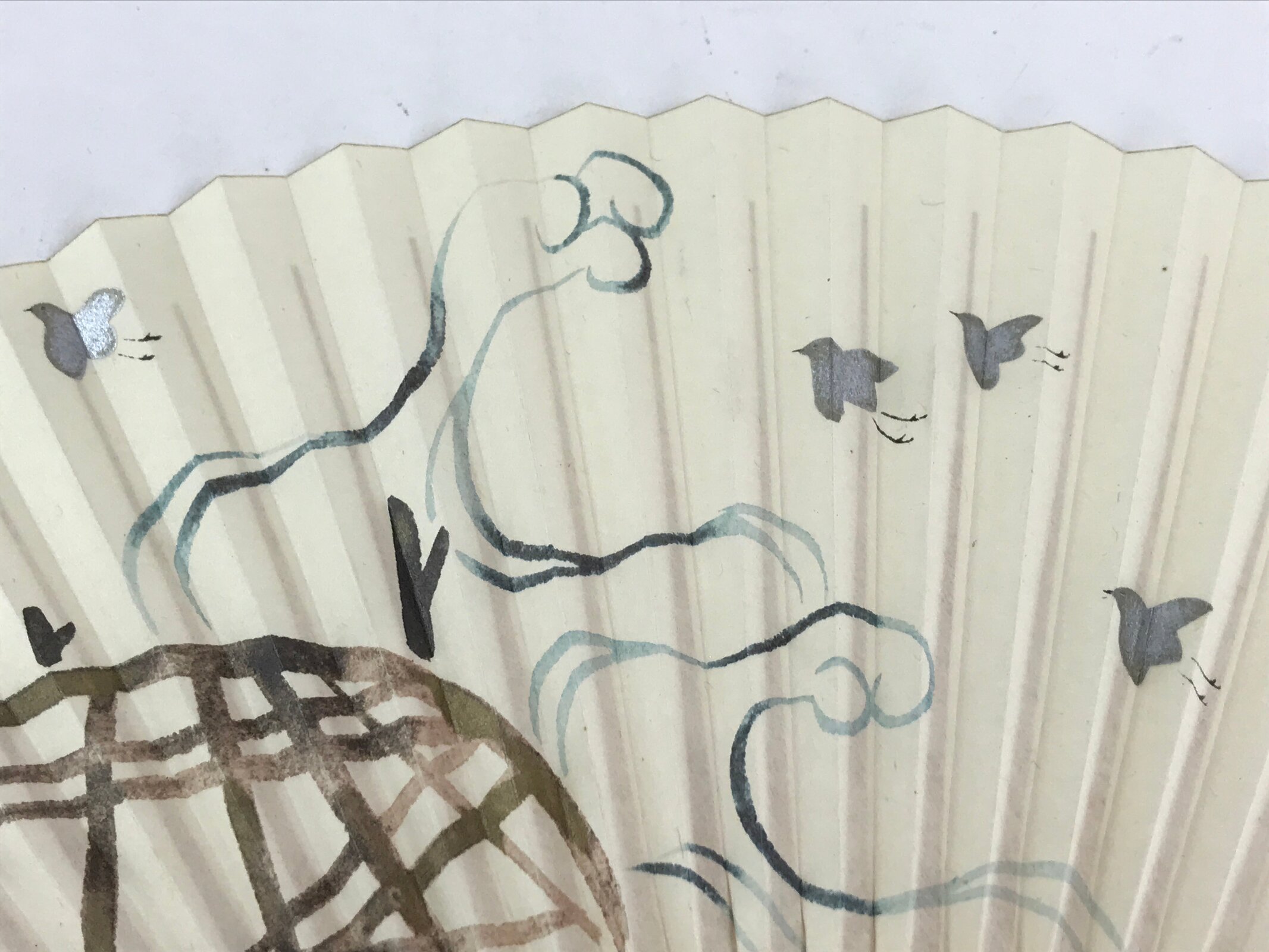 Japanese Folding Fan Sensu Vtg Bamboo Frame Birds White Blue Brown Seal 4D688