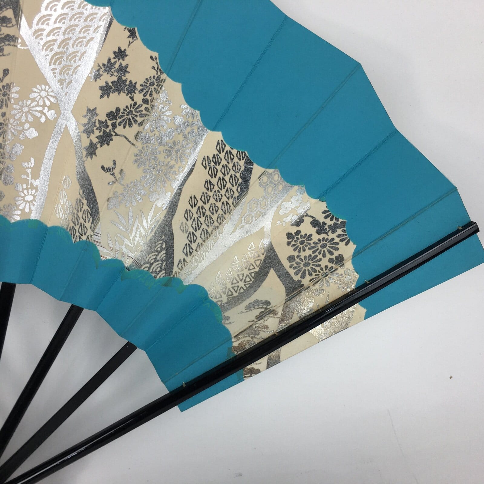 Japanese Folding Fan Vtg Sensu Paper Bamboo Frame Light Blue Silver 4D486