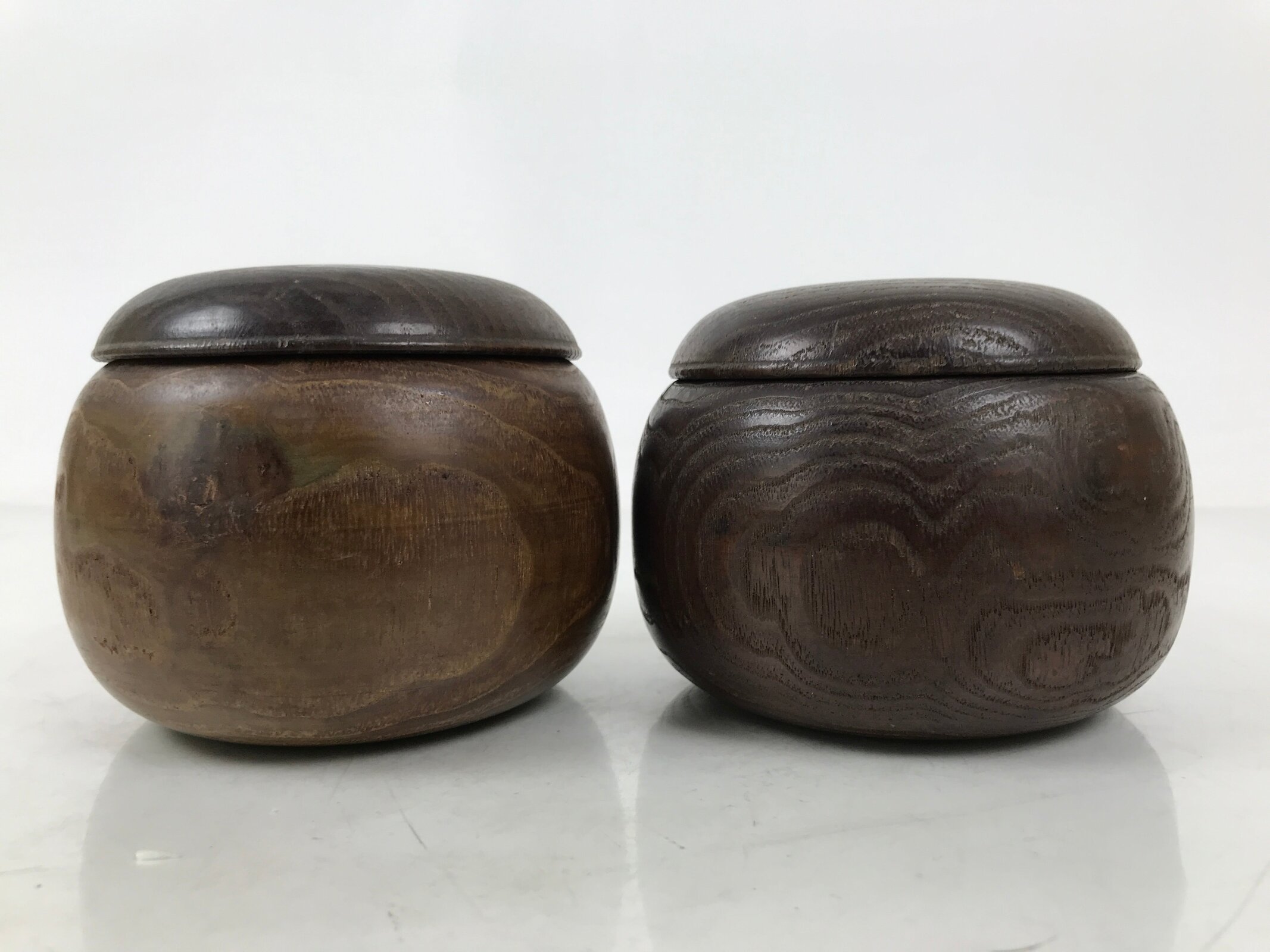 Japanese Go Stone Goishi Game Pieces Set Vtg Igo Brown Wood Bowls Glass GO100