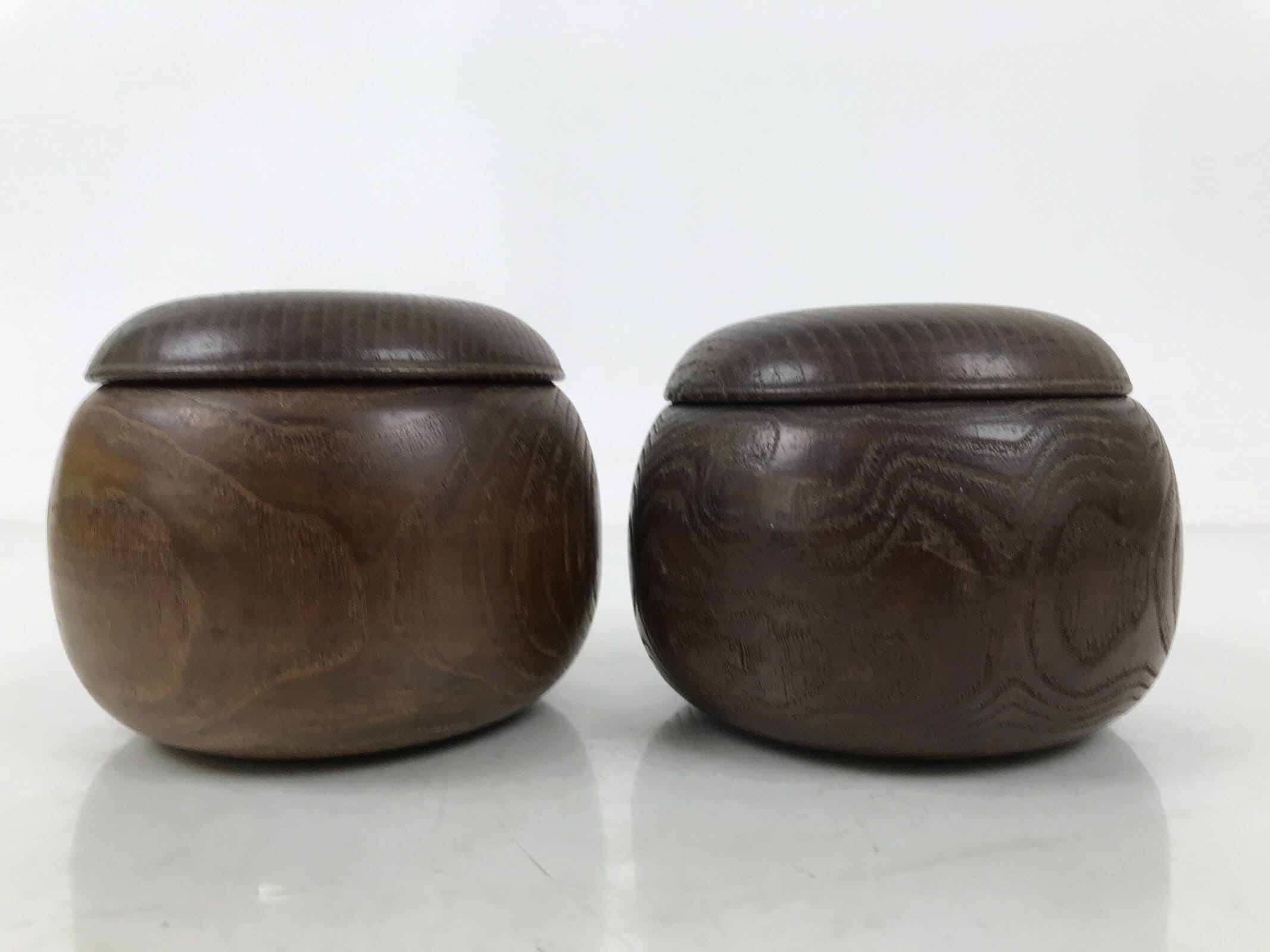 Japanese Go Stone Goishi Game Pieces Set Vtg Igo Brown Wood Bowls Glass GO100