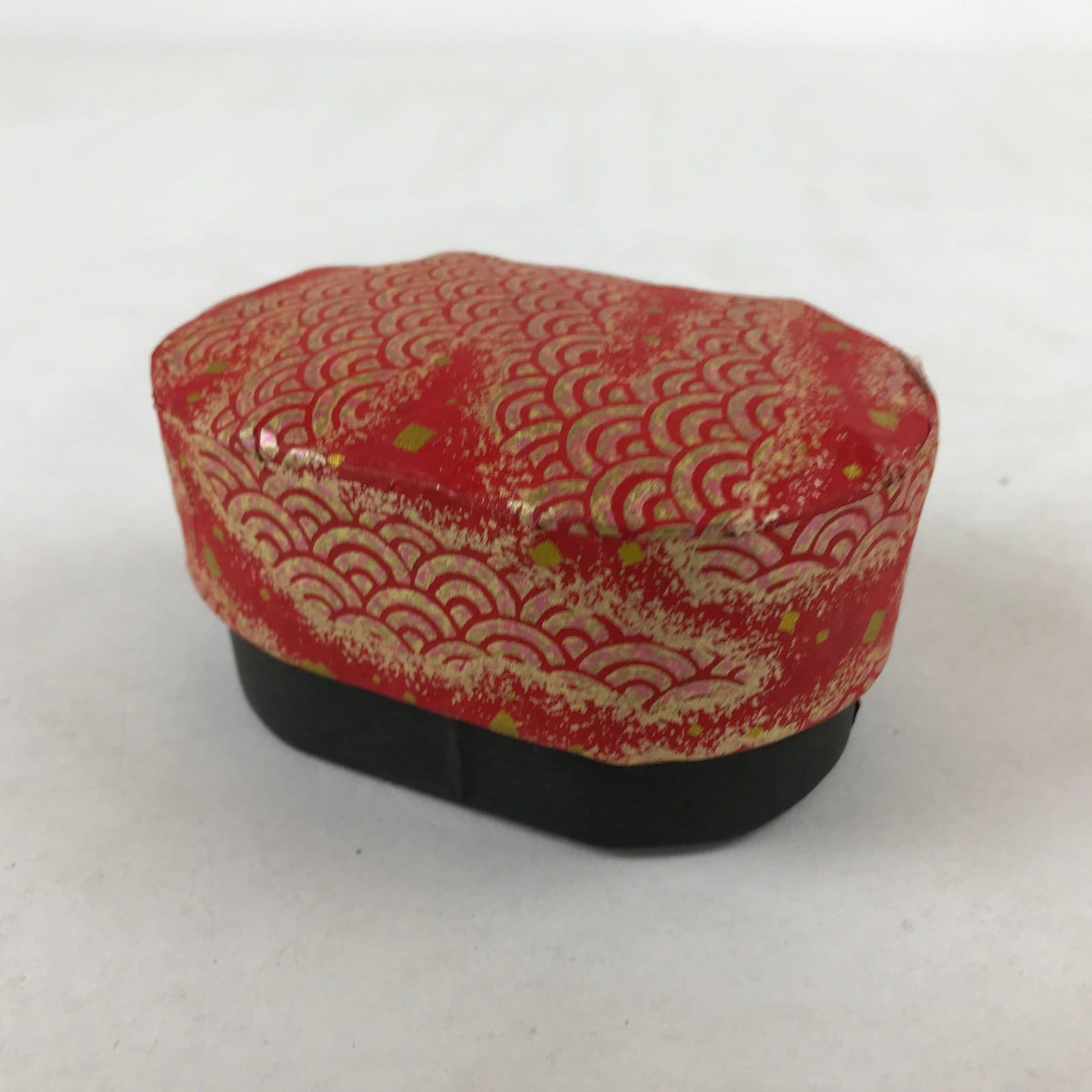 Japanese Handmade Paper Trinket Box Vtg Oval Komono Ire Washi Seigaiha Red JK663