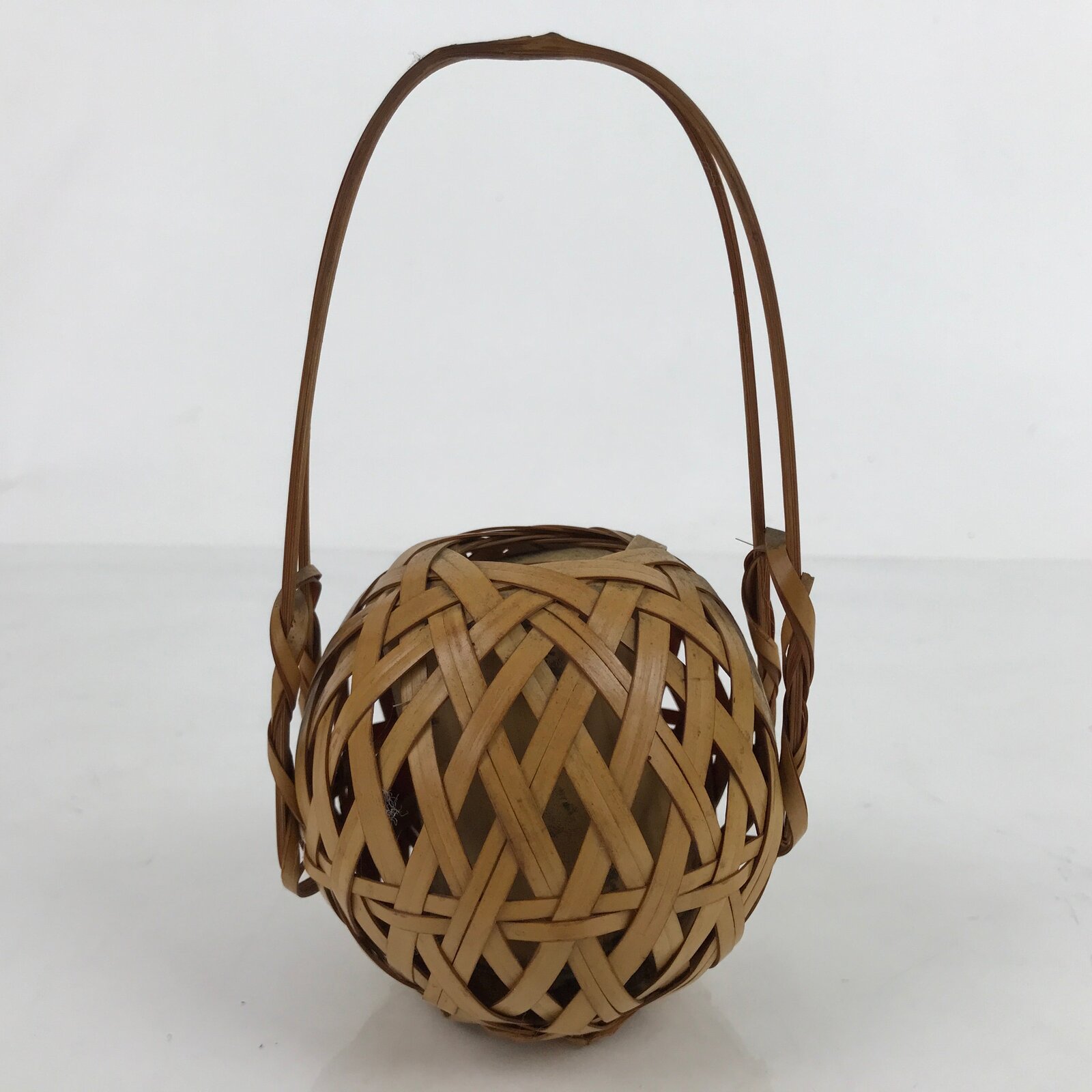 Japanese Handwoven Bamboo Basket Vase Vtg Small Kago Ikebana Arrangement B245