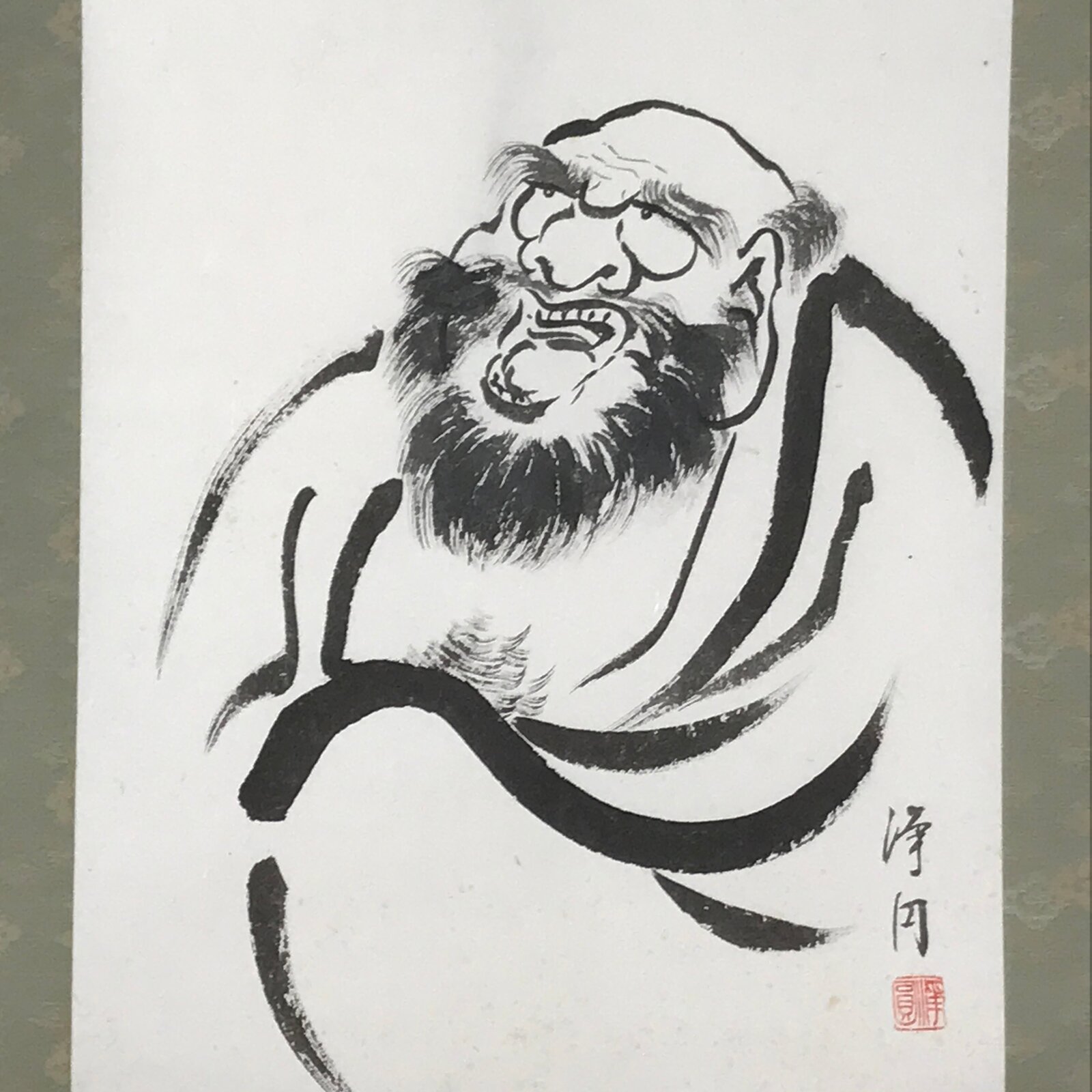 Japanese Hanging Scroll Kakejiku Vtg Daruma Buddhist Monk Portrait Black KJ83