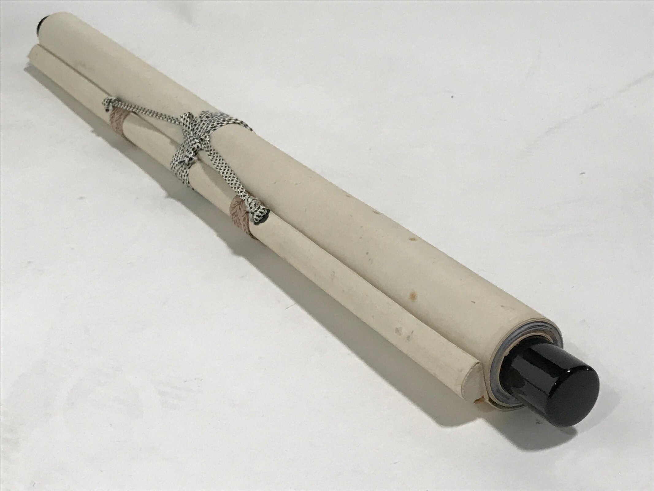 Japanese Hanging Scroll Kakejiku Vtg Samurai Sitting Kimono Sword Color KJ126