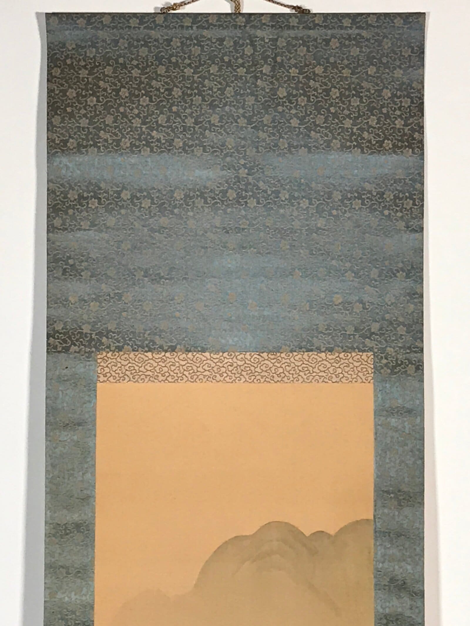 Japanese Hanging Scroll Spring Mountain Village Picture Kakejiku Kakemono SC795