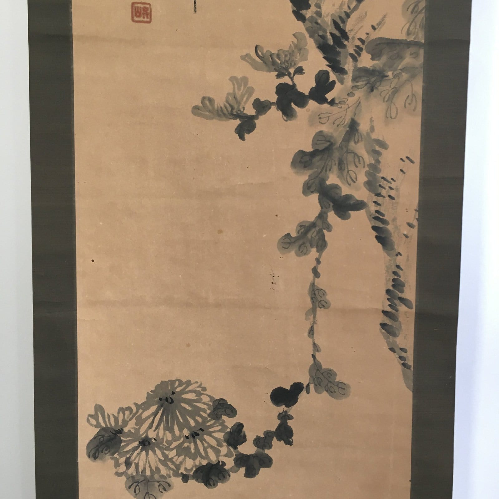 Japanese Hanging Scroll Vtg Kakejiku Kakemono Painting Chrysanthemum SC677