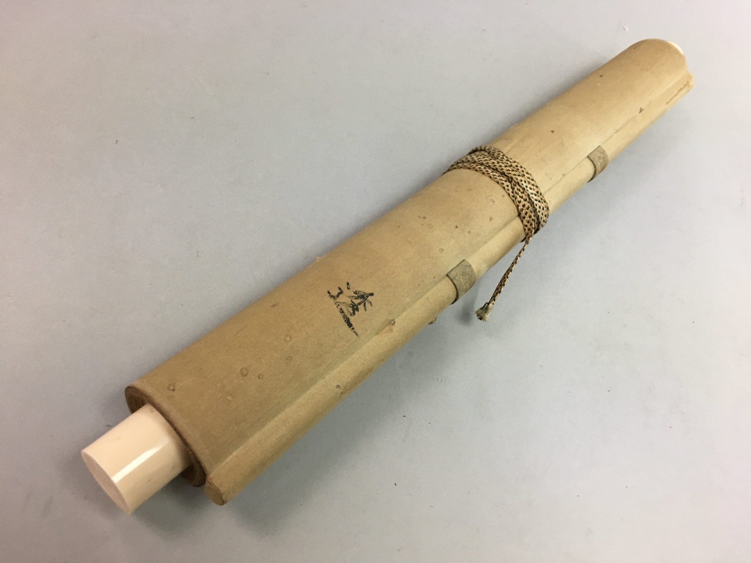 Japanese Hanging Scroll Vtg Kakejiku Kakemono Painting Man Ink Black White SC428